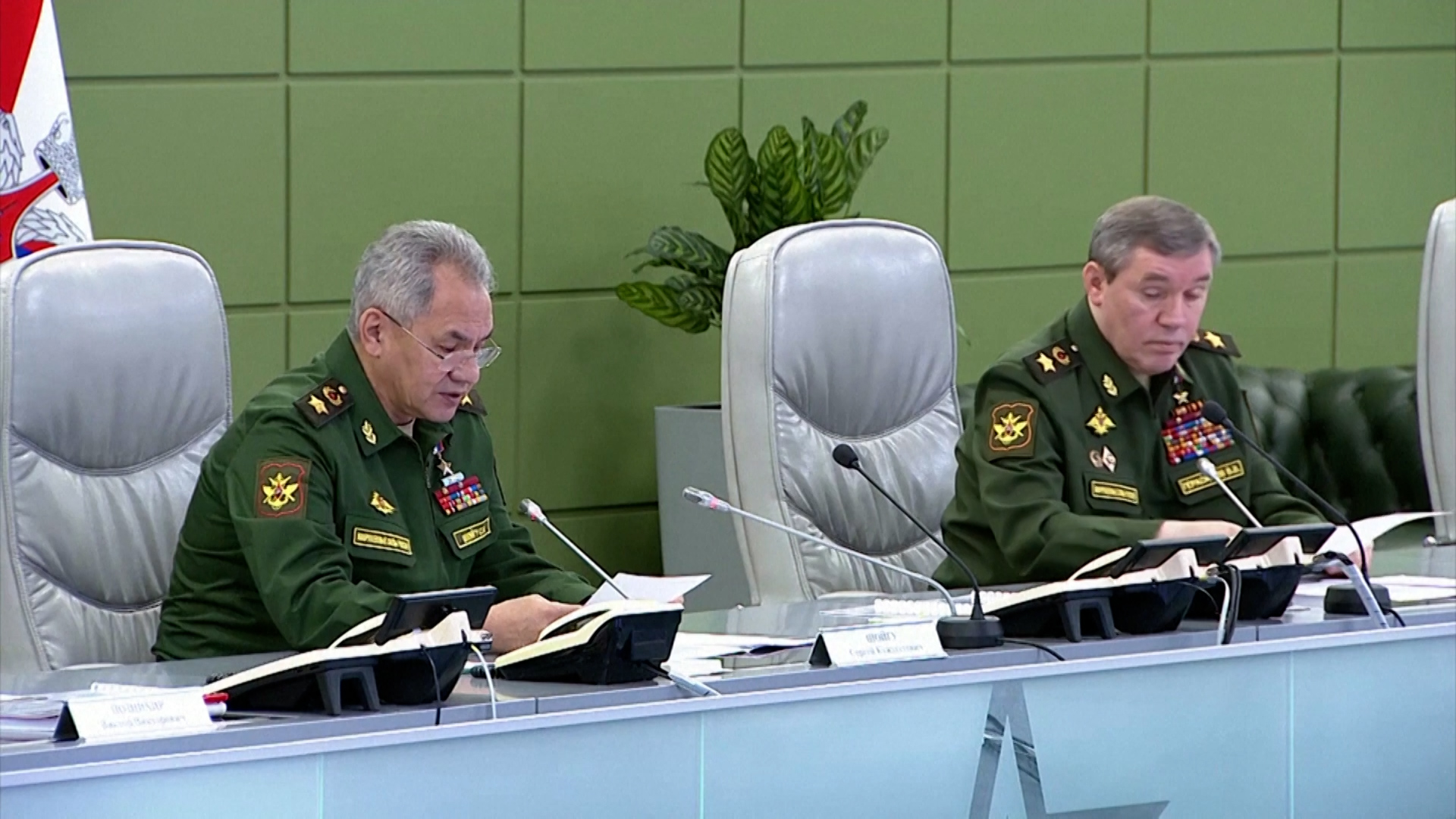El ministro de Defensa Sergei Shoigu y el jefe de personal Valery Gerasimov