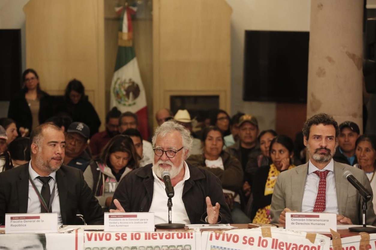 Alejandro Encinas dijo que en el caso se ha logrado romper con un pacto de silencios y complicidades. (Foto: Twitter@A_Encinas_R)