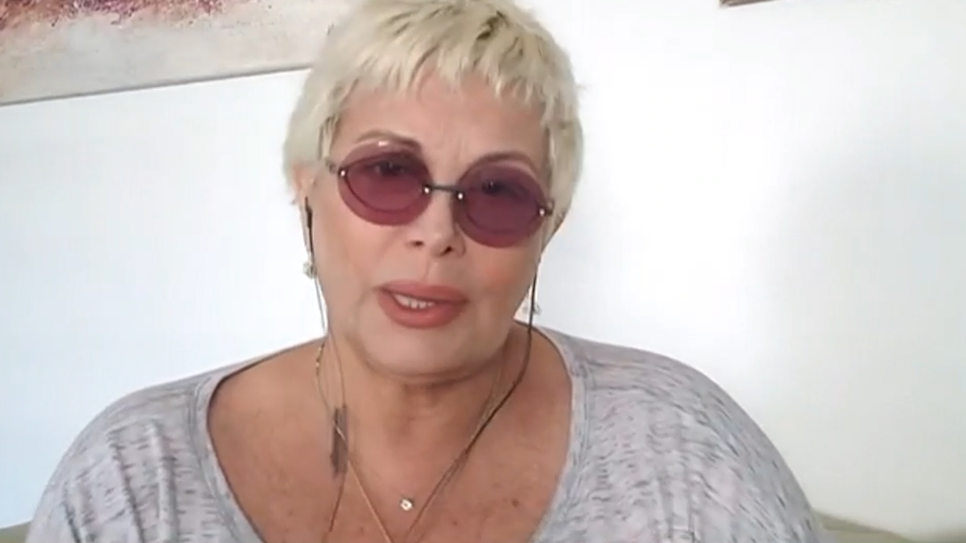 Carmen Barbieri, actriz, comediante, bailarina, exvedette y directora teatral argentina, sufrió durante septiembre de 2020 parálisis facial