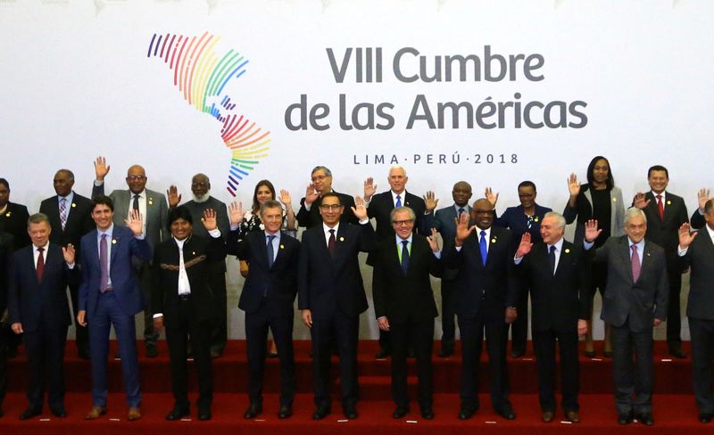 Imagen de archivo de los jefes de Estado posando para la foto de familia de la Octava Cumbre de las Américas en Lima, Perú, el 14 de abril de 2018 (REUTERS/Ivan Alvarado)