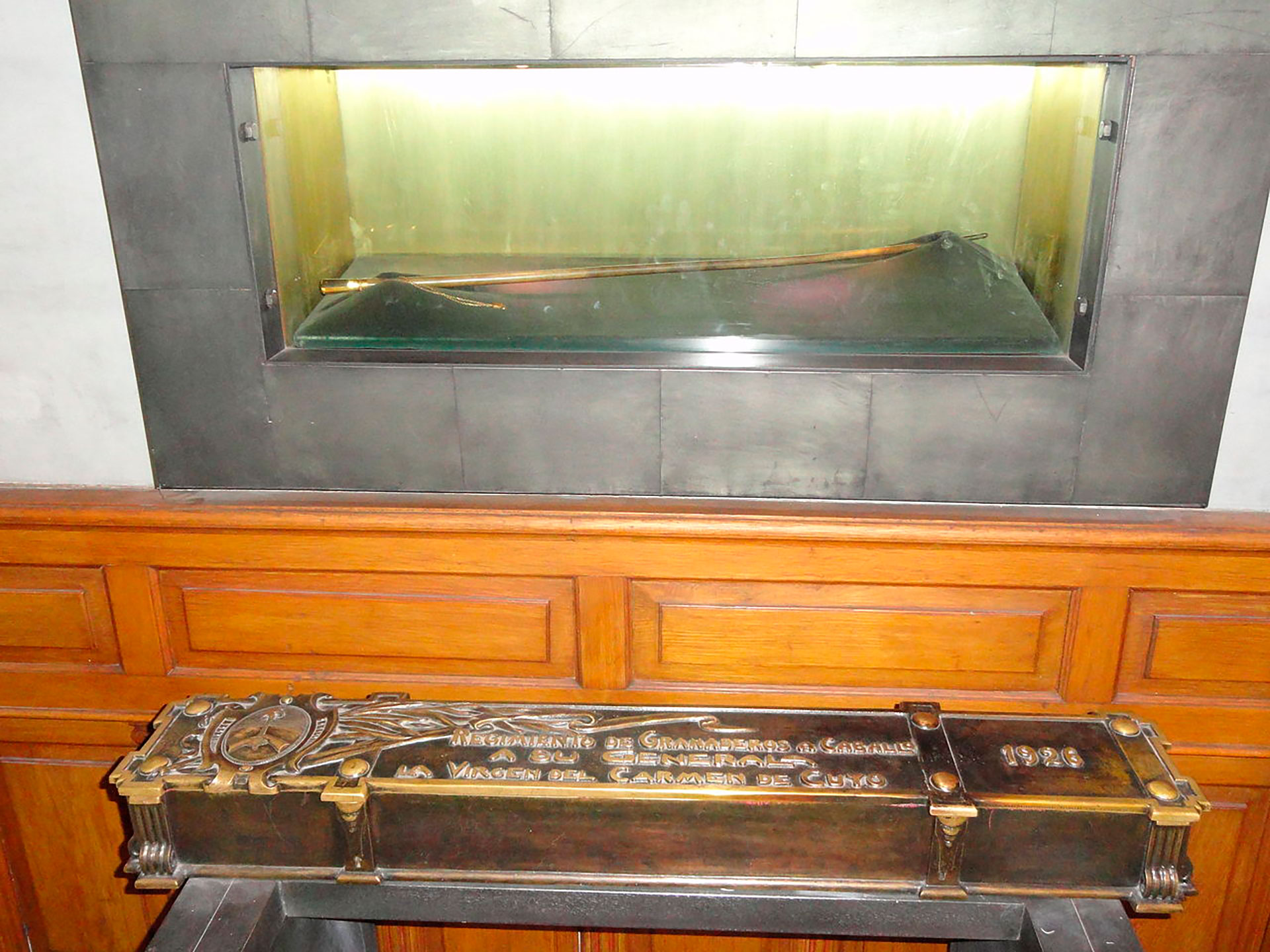 El bastón de mando de San Martín, depositado a los pies de la Virgen, se exhibe en la Iglesia San Francisco de Mendoza