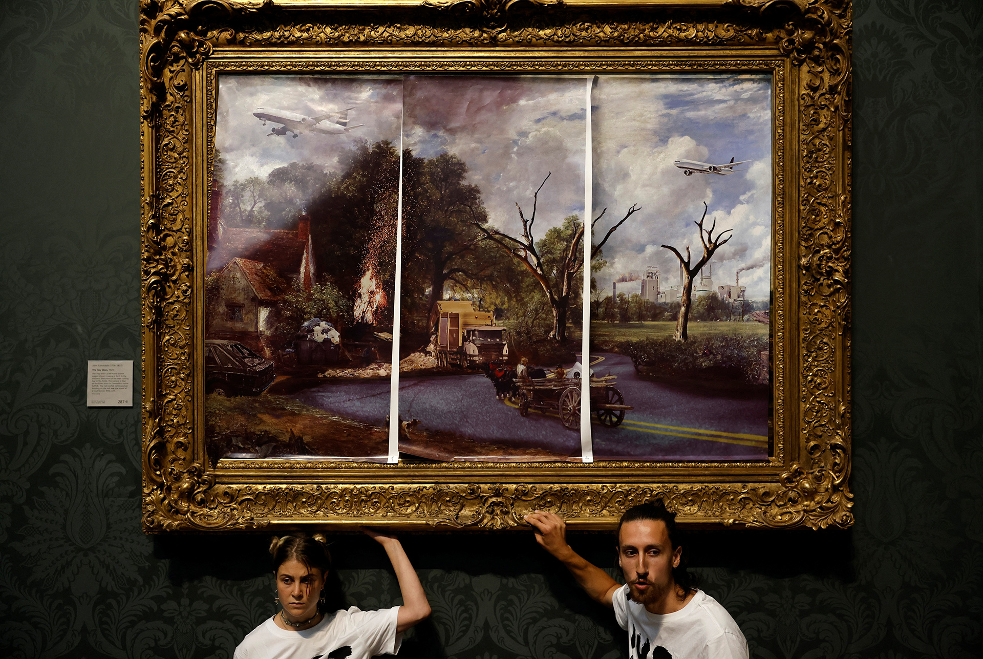 Activistas ambientales vandalizaron una obra maestra de John Constable en la Galería Nacional británica 