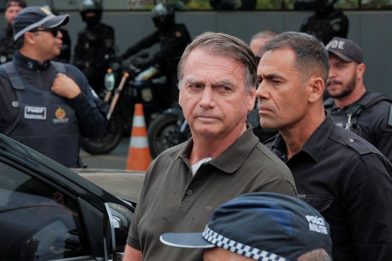 Milei hará campaña en Entre Ríos y Santa Fe: reunión con Rogelio Frigerio y contacto con la gente