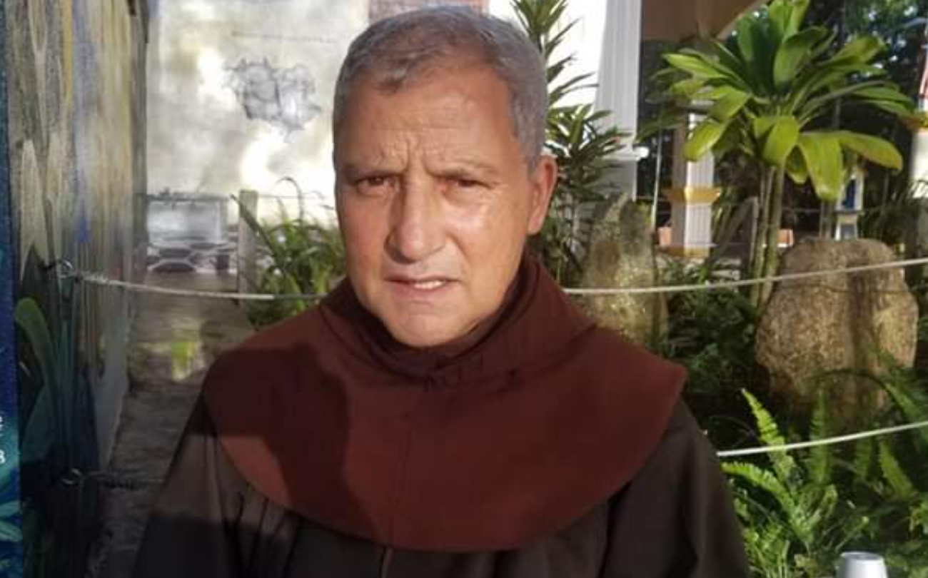 El régimen de Nicaragua expulsó a un sacerdote italiano solicitado por la Interpol por violencia sexual. (TWITTER)