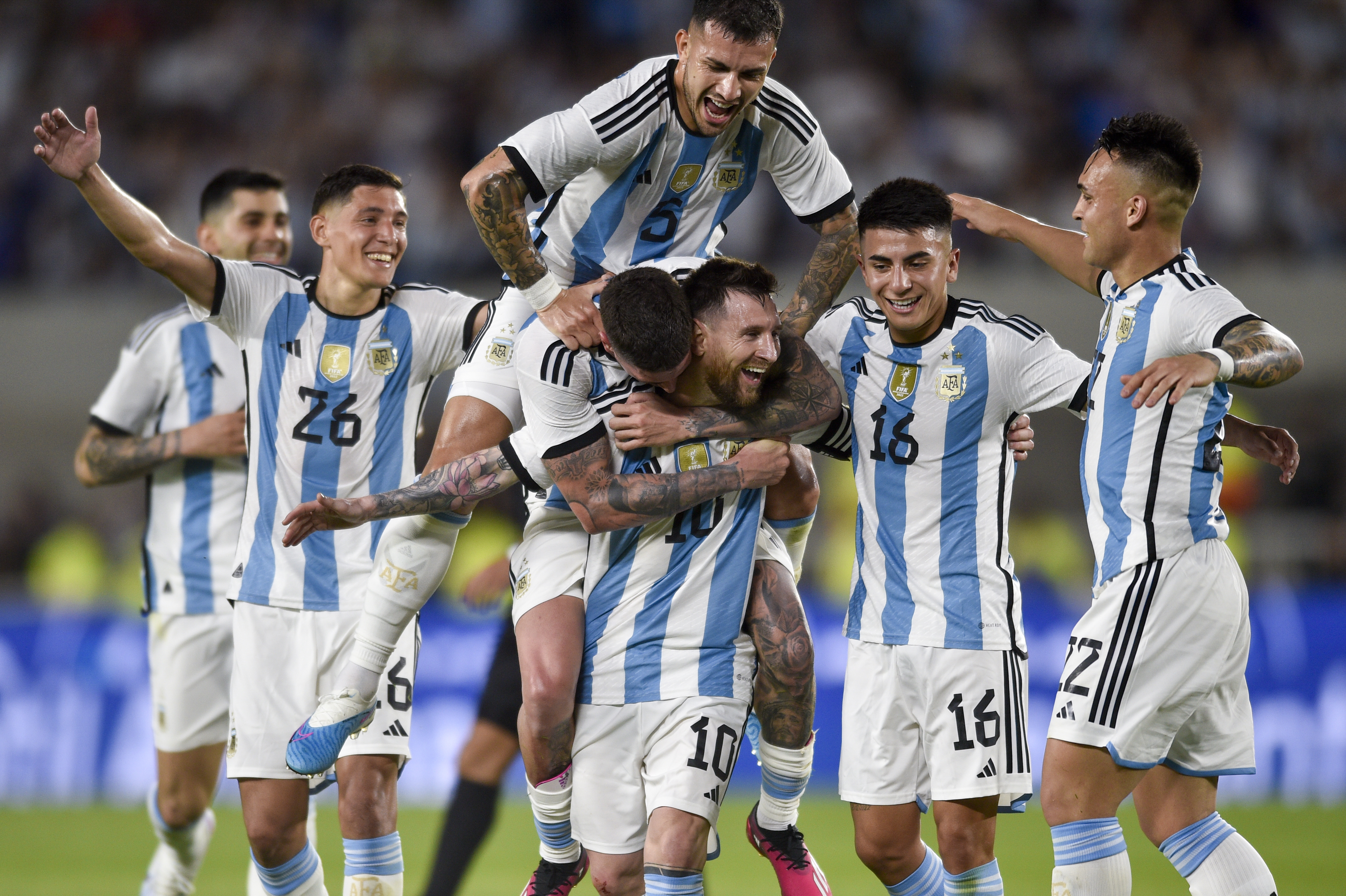 La selección argentina tiene cerca de 10 selecciones propuestas para jugar los amistosos previos a las Eliminatorias