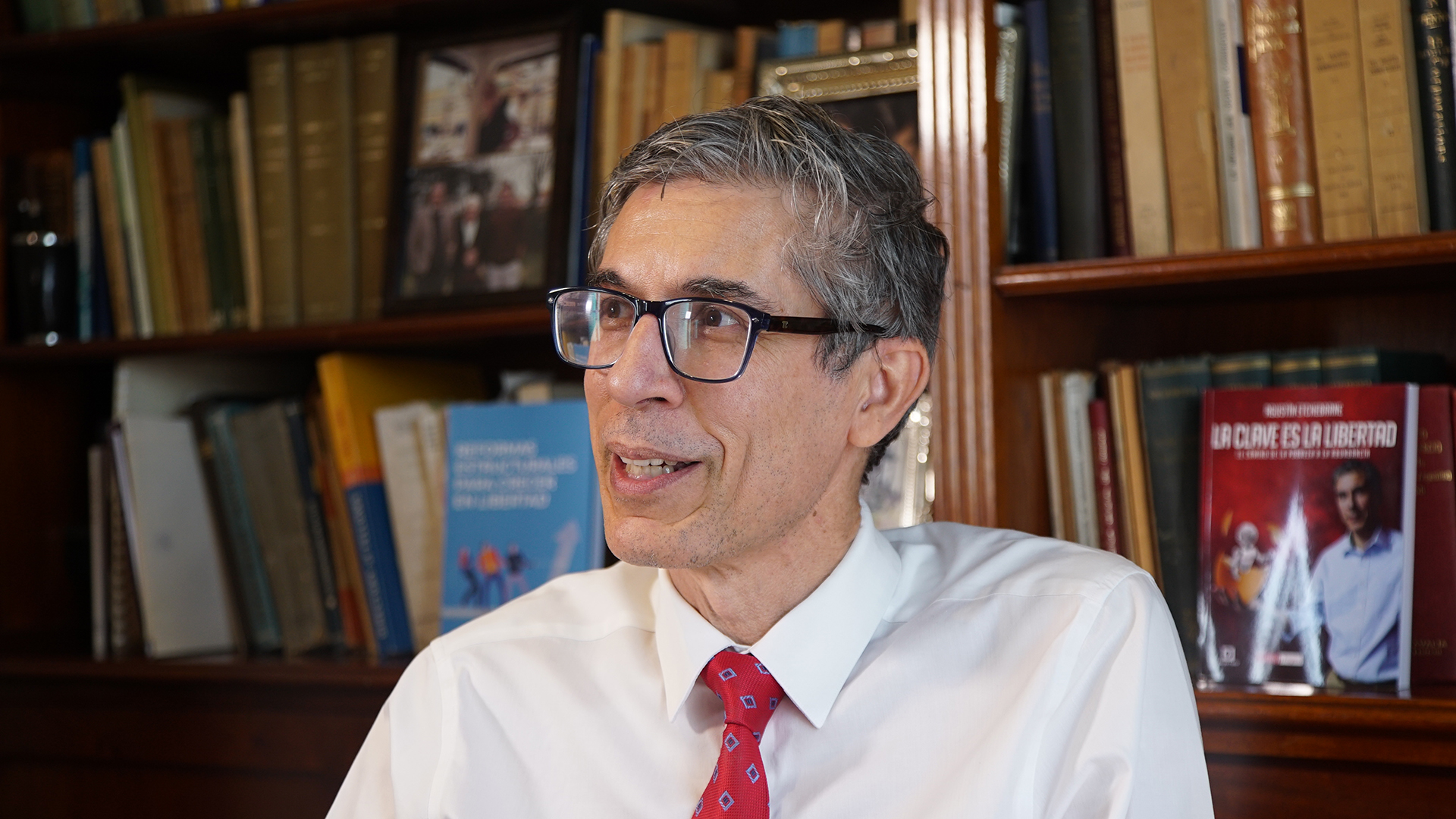 Agustín Etchebarne: “La Argentina no tiene un problema de tipo de cambio, tiene un problema de credibilidad” - Infobae