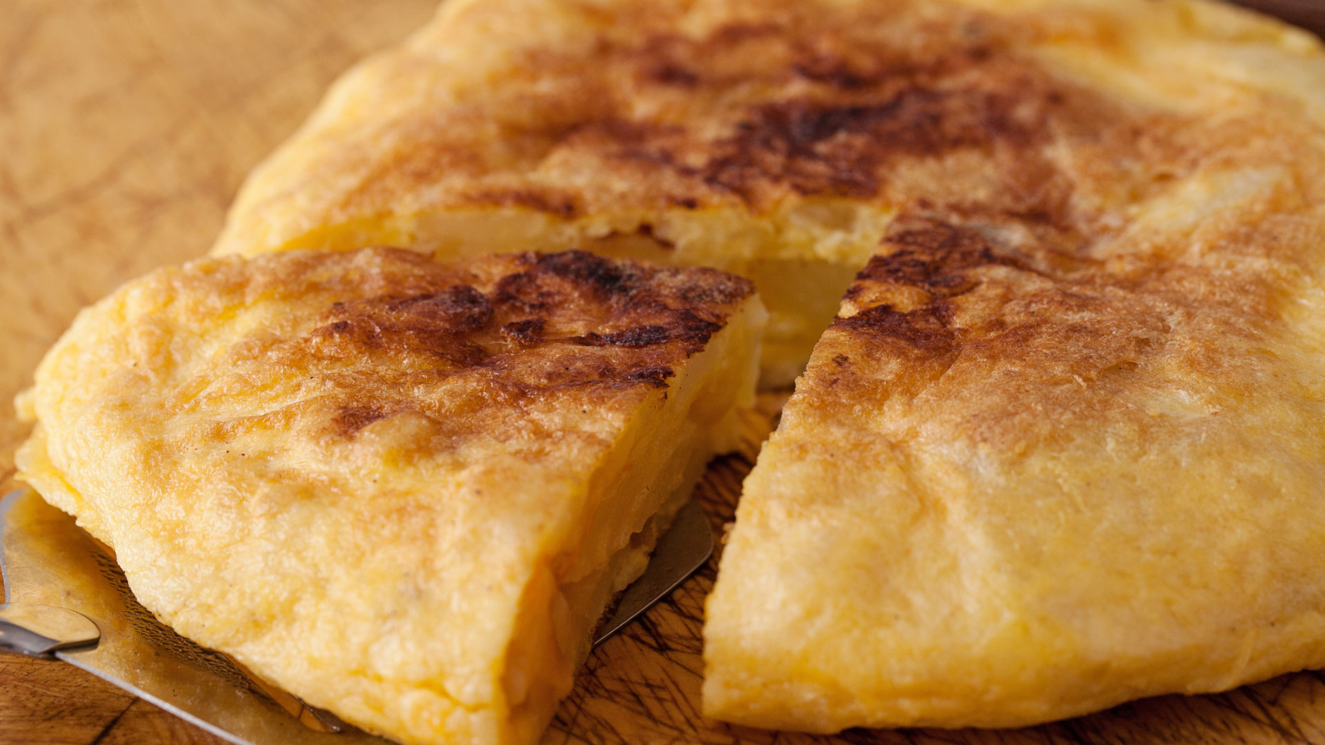 Un español prueba una tortilla de patatas en EEUU y su mezcla de sabores le desconcierta: “Nunca puede ser picante”