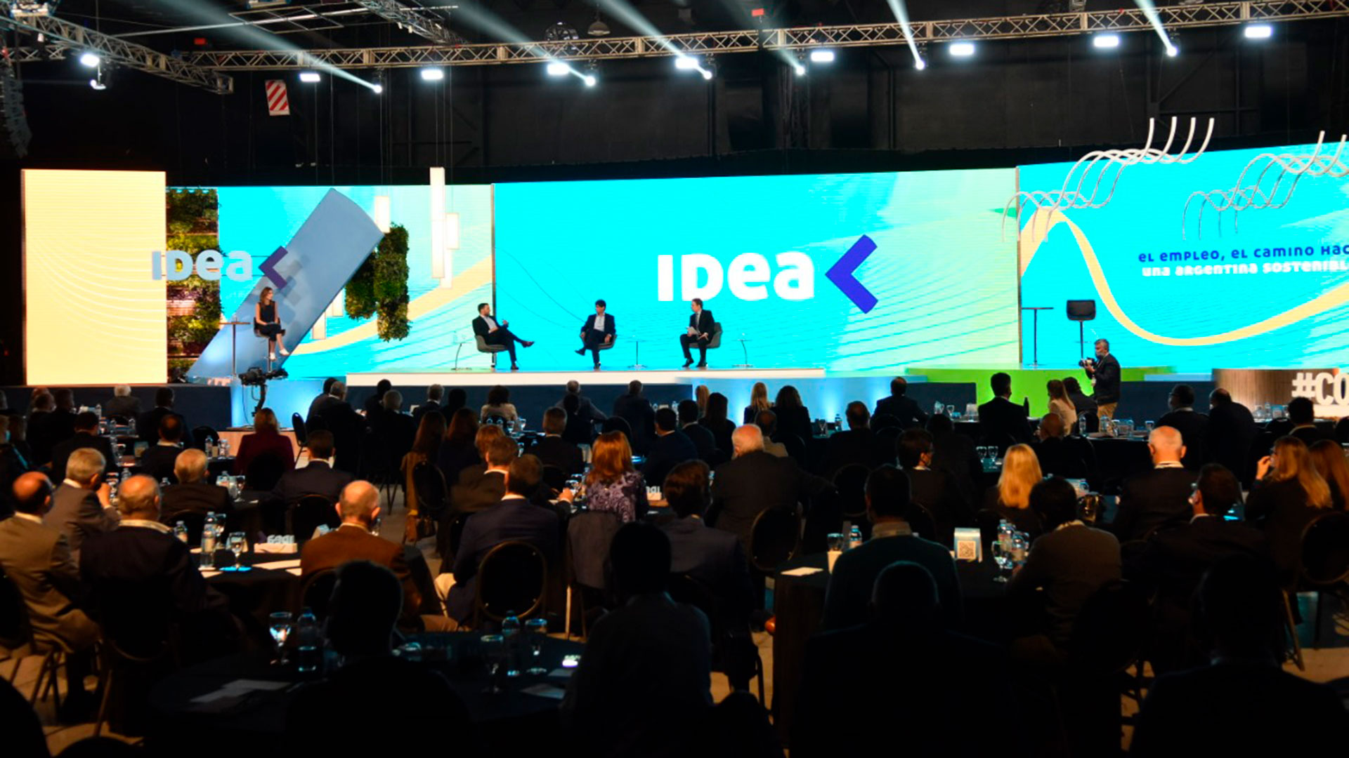 El Coloquio de IDEA comenzó este miércoles con propuestas para cambiar las regulaciones del mercado laboral
