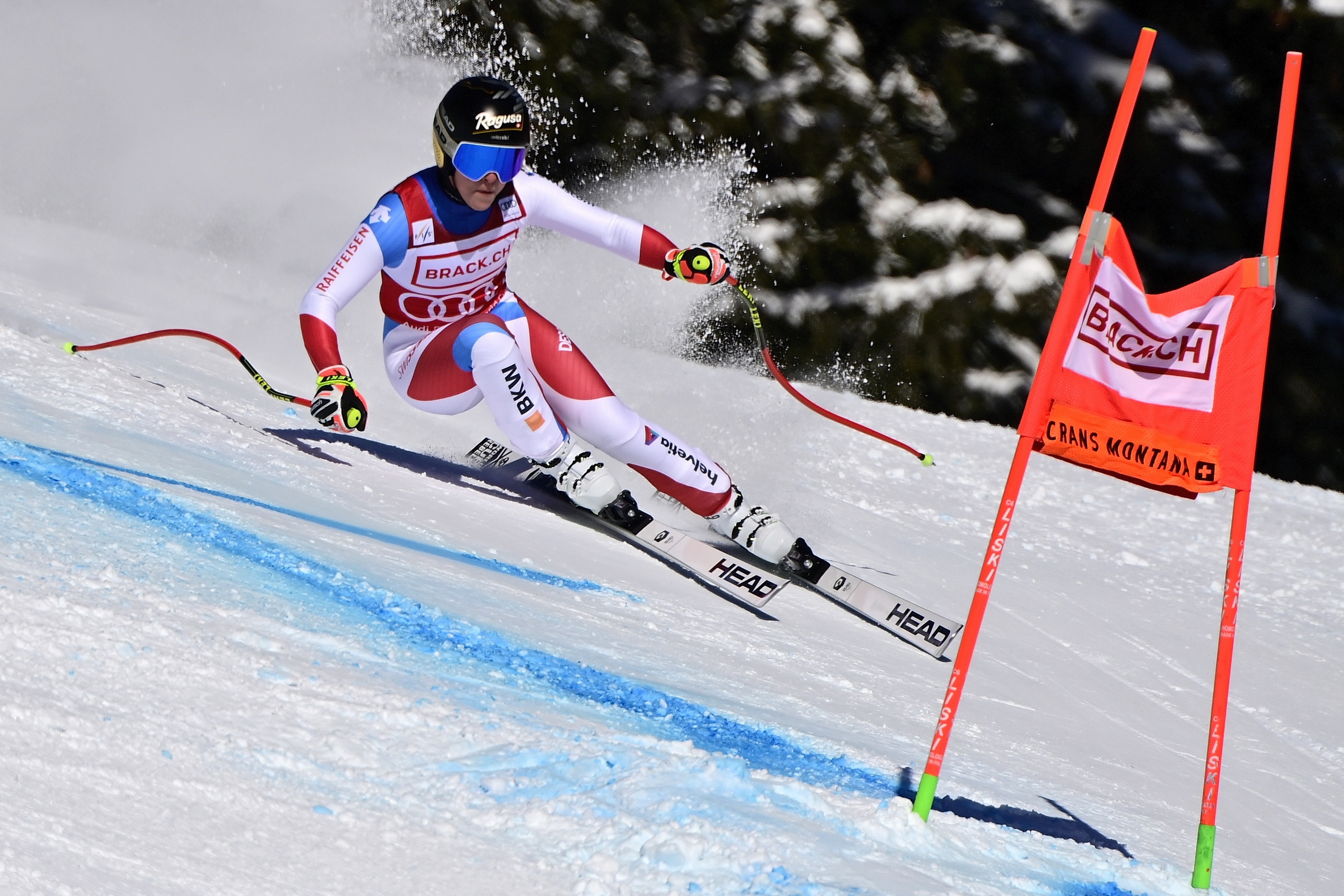Swiss ski racer Lara Gut-Behrami competes at a World Cup race in Crans Montana, Switzerland. EFE/EPA/JEAN-CHRISTOPHE BOTT
