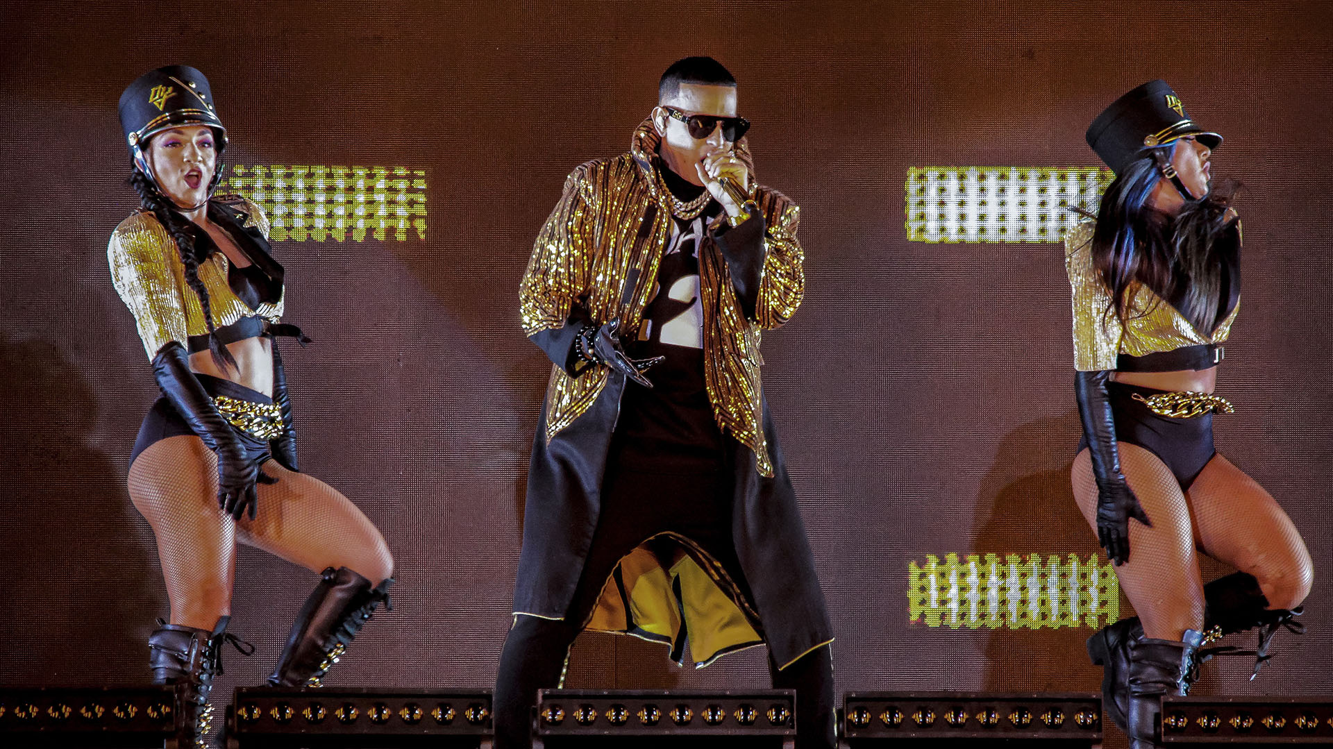 Daddy Yankee se está presentando en todo el continente americano para despedirse de su público tras anunciar su retiro de la música (Claudio ESCALONA / AFP)