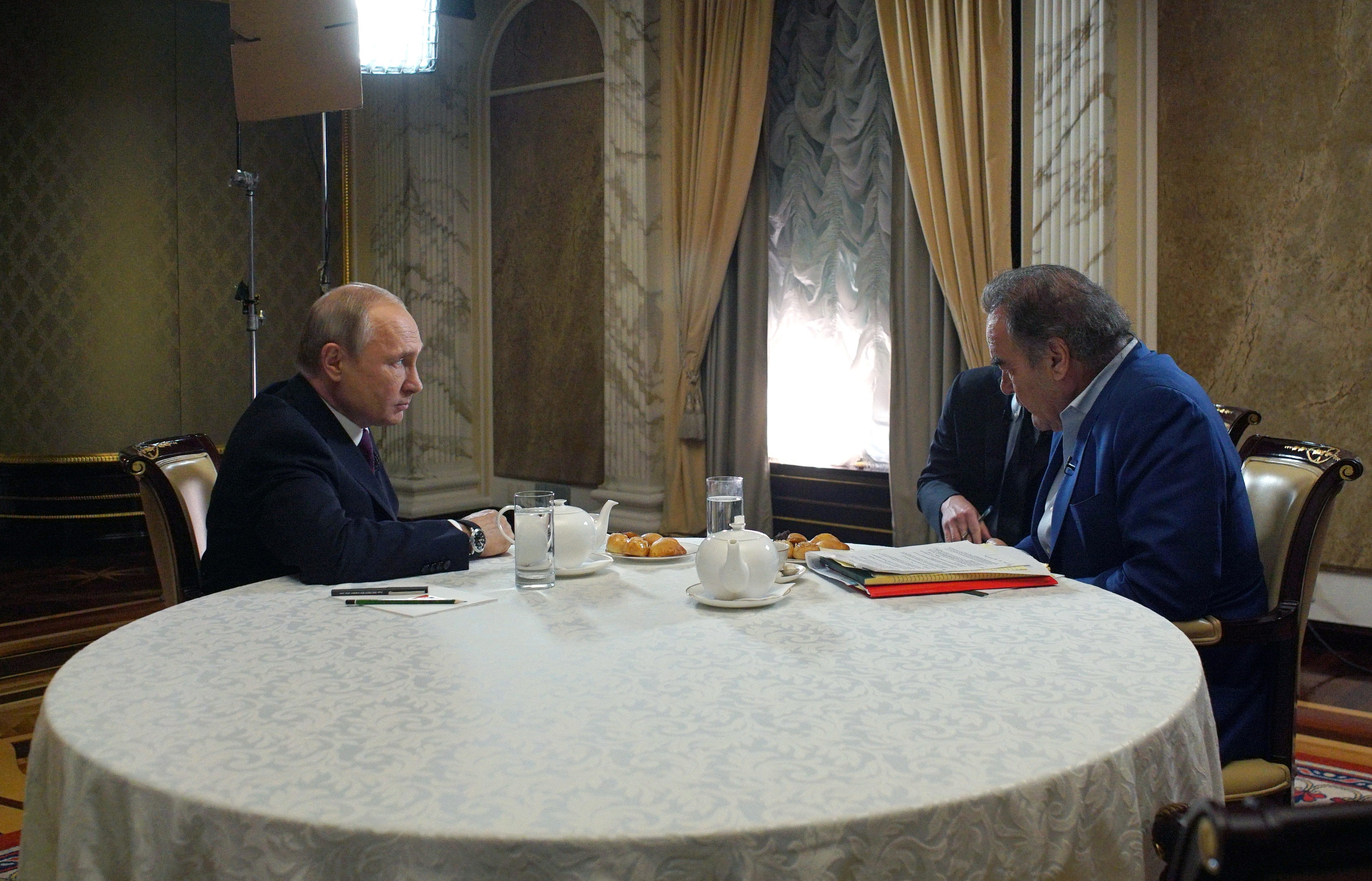 Oliver Stone tuvo un acceso sin precedentes al jefe del Kremlin durante dos años mientras filmaba una serie de entrevistas