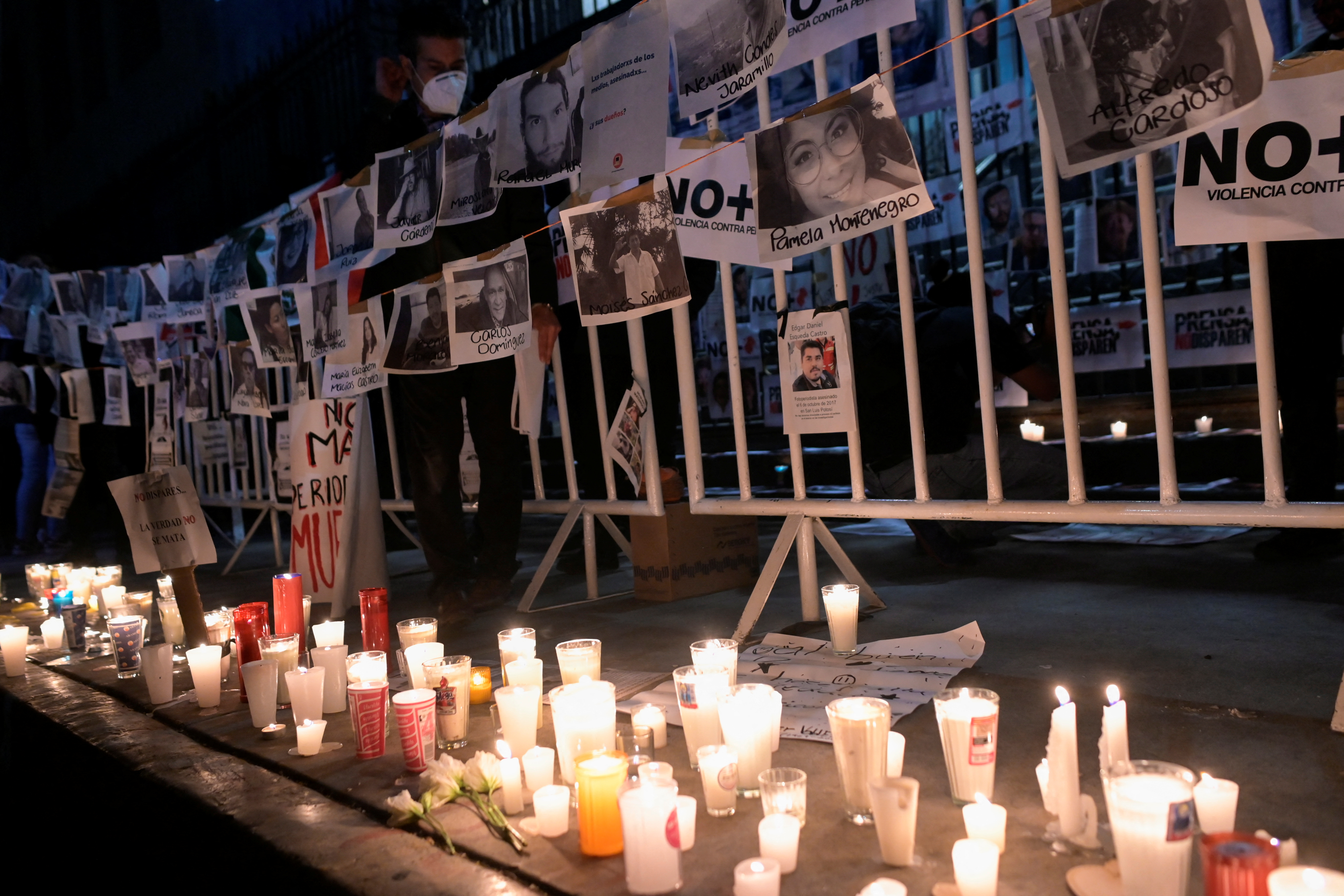 Periodistas de todo México se manifestaron por los asesinatos a sus colegas (Foto: REUTERS/Mahe Elipe)