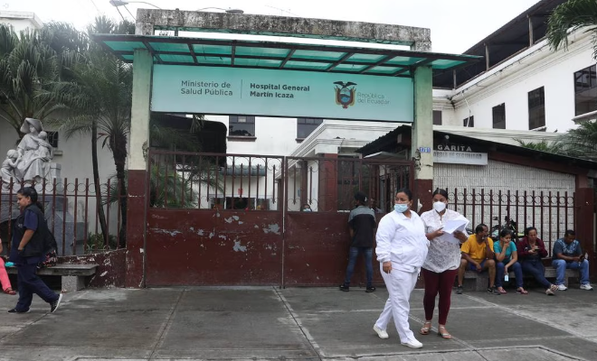 Las autoridades de salud investigan a los médicos que atendieron a Bella Montoya en el Hospital Martín Icaza para determinar responsabilidades sobre su falsa muerte. (El Universo)