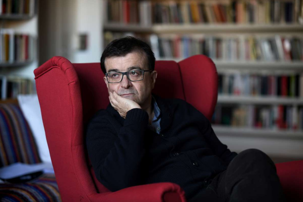 Javier Cercas conversó con Infobae sobre su más reciente novela "El castillo de Barbazul".