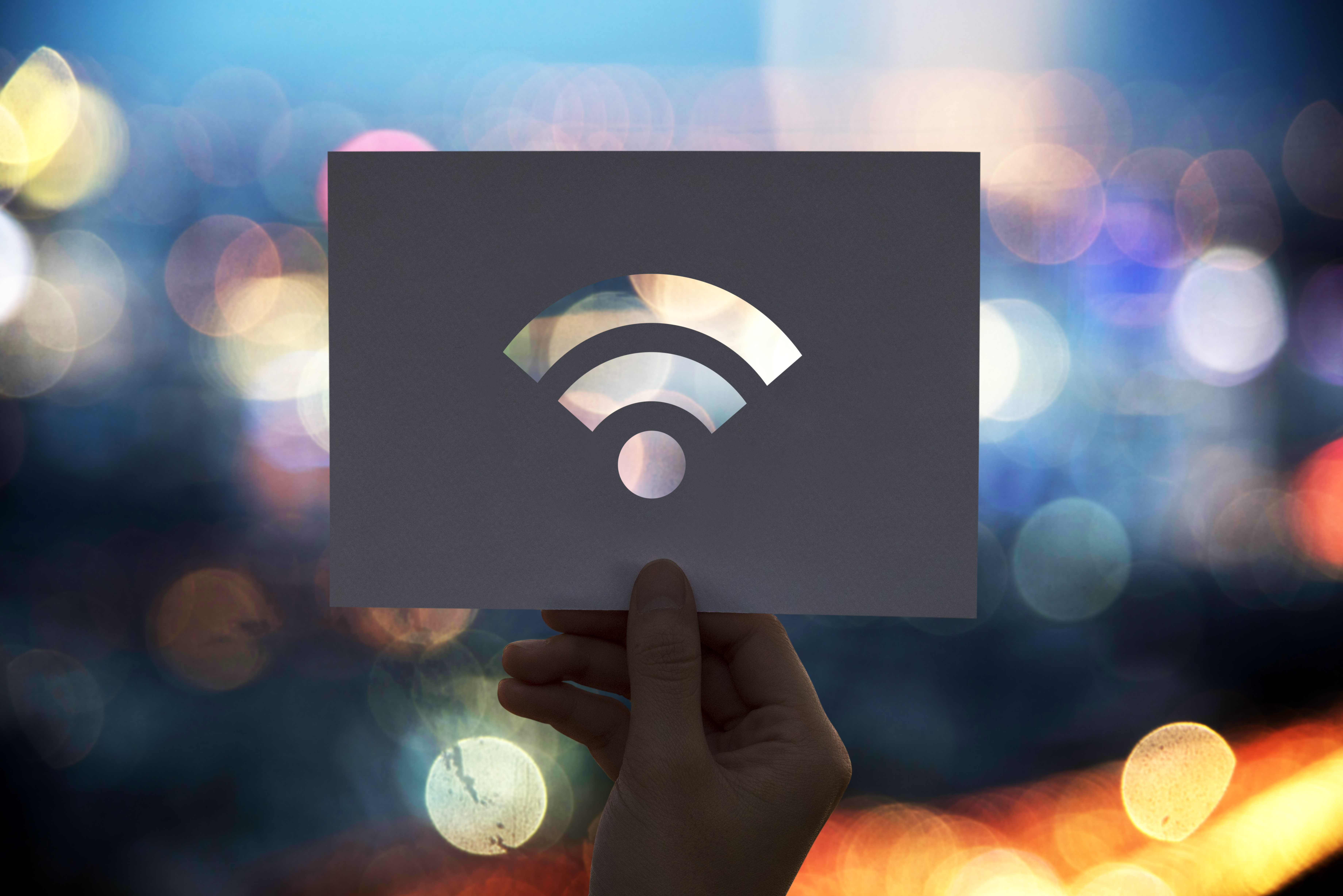 Esta tecnología permite una mayor velocidad y menor latencia de conexión. (Freepik)