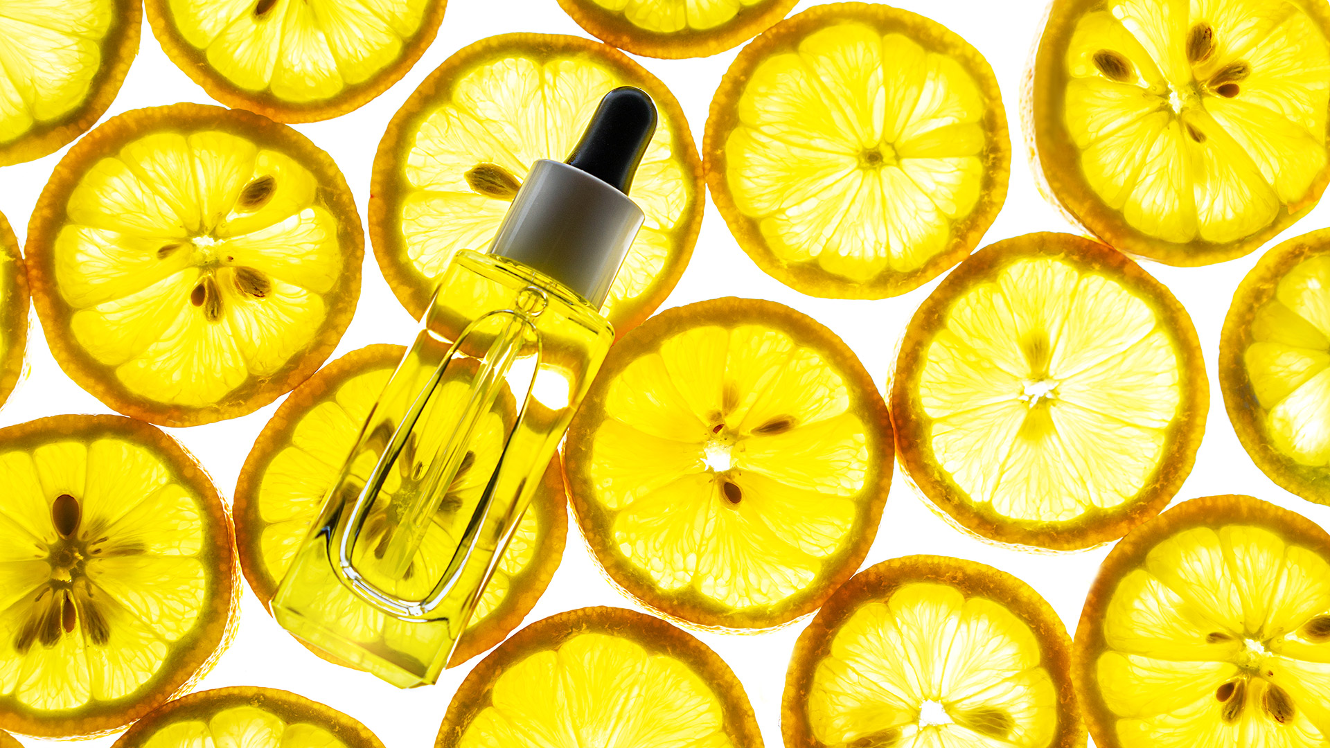 La vitamina C es una gran aliada para dar luminosidad a la piel en esta época (Getty)