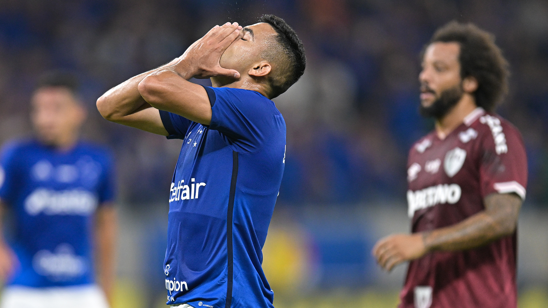 Bruno Rodrigues, jugador de Cruzeiro, falló dos penales tras pelearse con un compañero para ejecutarlos (Getty Images)