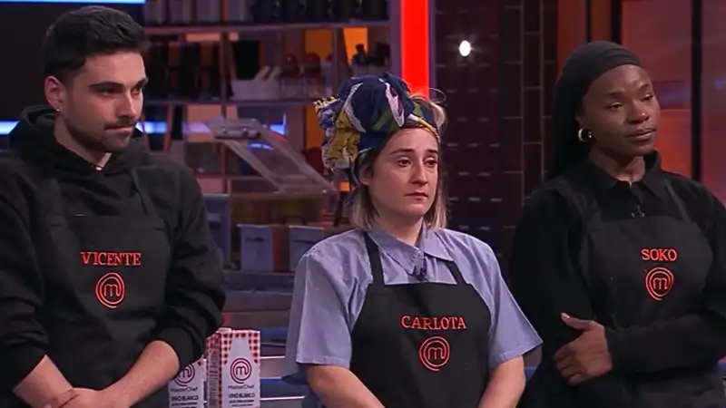 Una concursante musulmana de 'MasterChef 14' provoca indignación tras  utilizar mal el cerdo: “No te puedo permitir que maltrates el producto“ -  Infobae