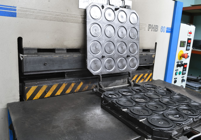 Producen piezas de caucho para la industria de línea blanca, agrícola, sanitarios, hogar y juguetes para mascotas