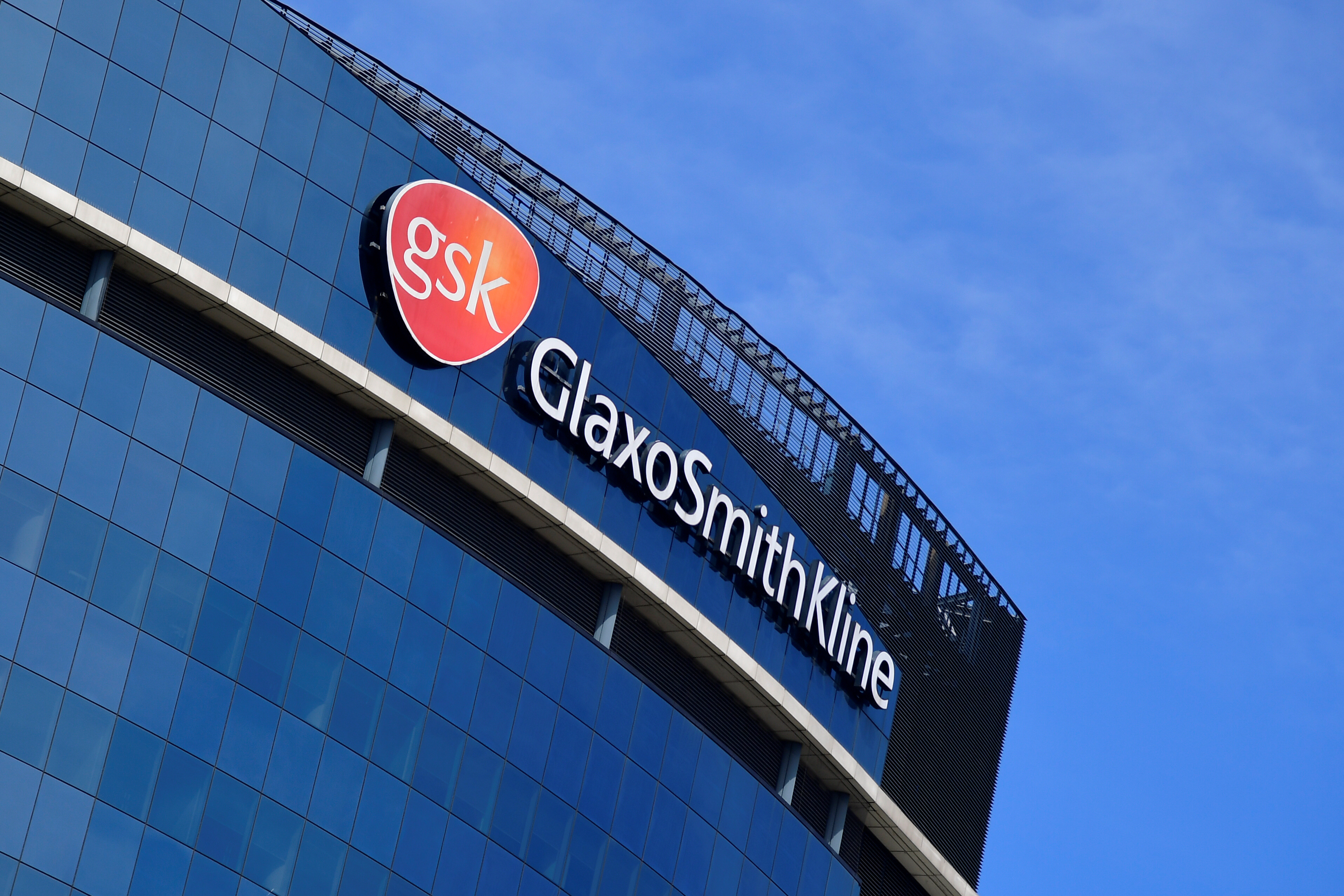 Una vista general de las oficinas de Glaxo Smith Kline en el oeste de Londres, Reino Unido. REUTERS/Toby Melville