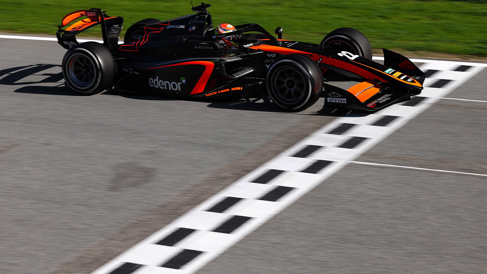 El argentino Nicolás Varrone tuvo su primer día de pretemporada en la Fórmula 2 y sorprendió: fue el segundo más rápido