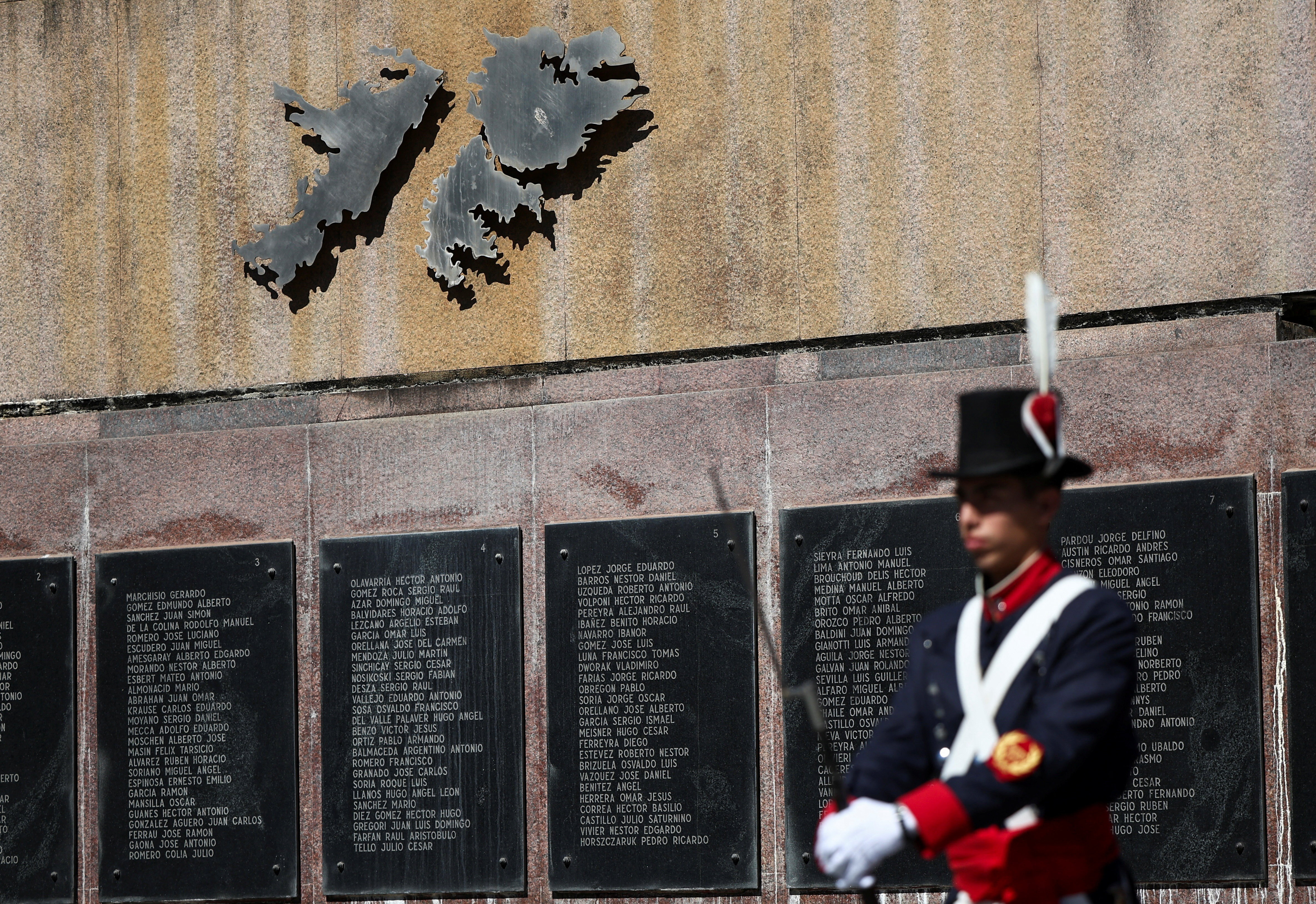 El objetivo del Gobierno detr&aacute;s de la causa de Malvinas y la complicaci&oacute;n por la nueva postura de EEUU