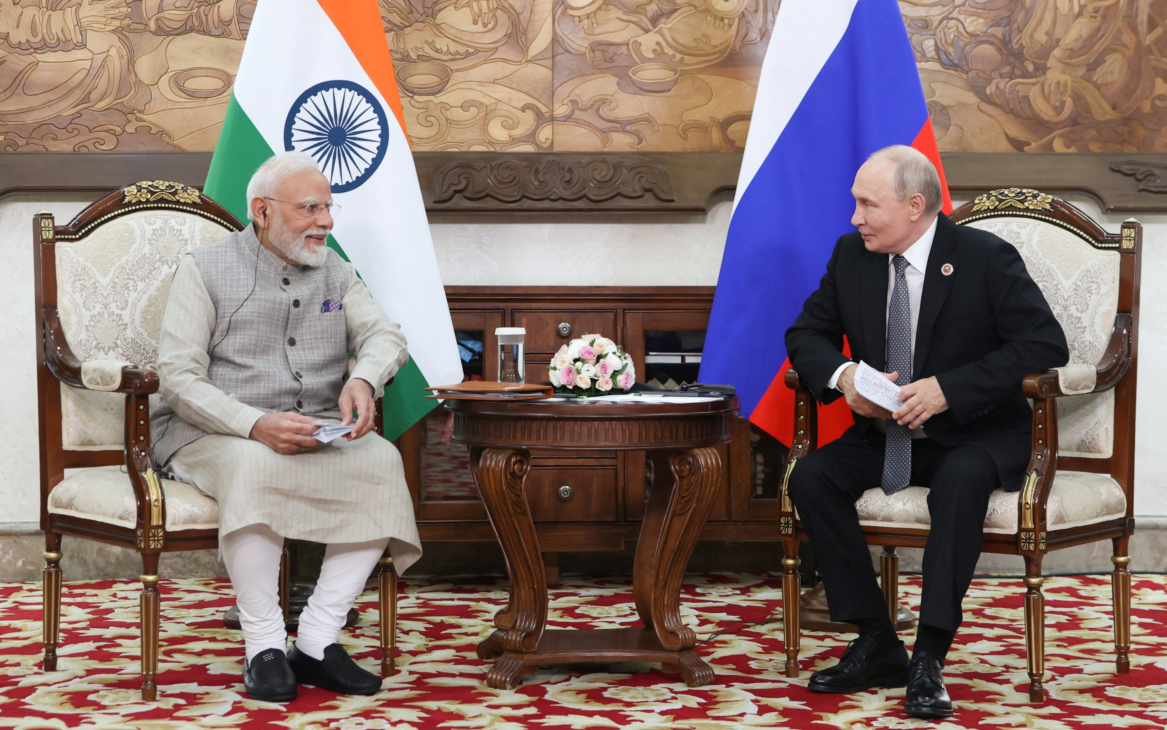 El presidente de India le dijo a Putin que la guerra en Ucrania debe terminar 