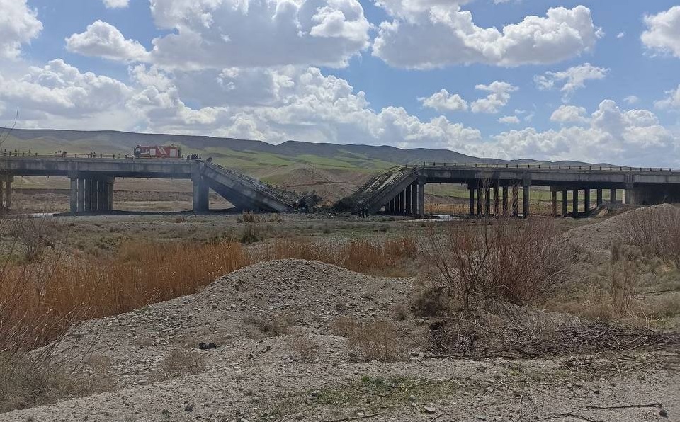 Ola de ataques contra la infraestructura estrat&eacute;gica en Ir&aacute;n: bombardearon puentes y ferrocarriles