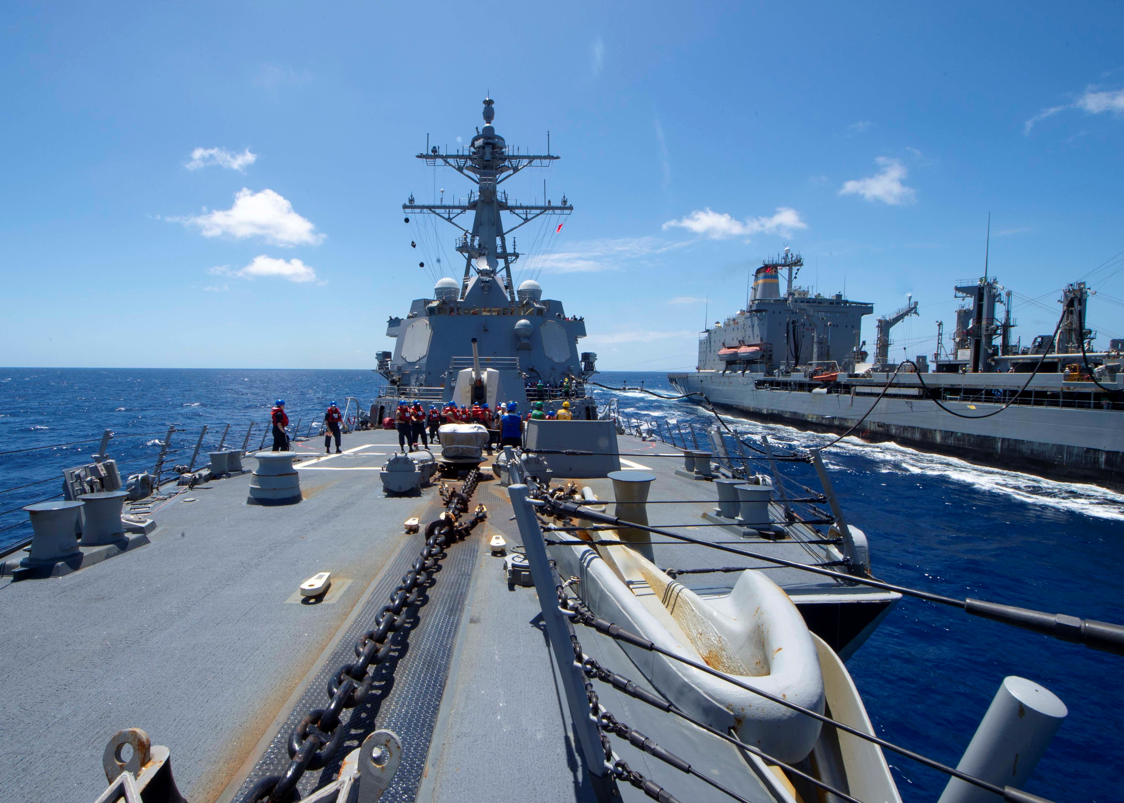 El USS Kidd (DDG-100), un destructor de clase Arleigh Burke en la Marina de los Estados Unidos, en el Océano Pacífico el 27 de marzo de 2020 (Brandie Nuzzi/Handout via REUTERS)