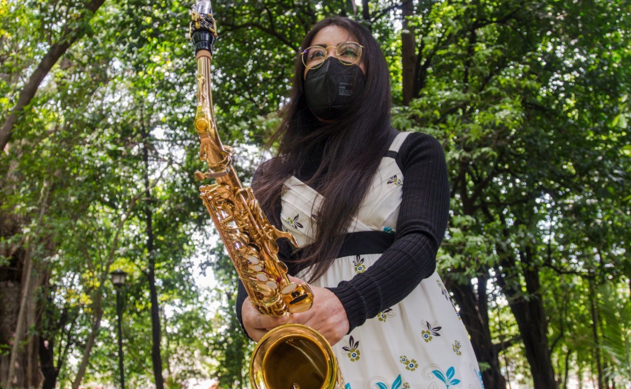 María Elena Ríos saxofonista atacada en 2019 con ácido pide protección