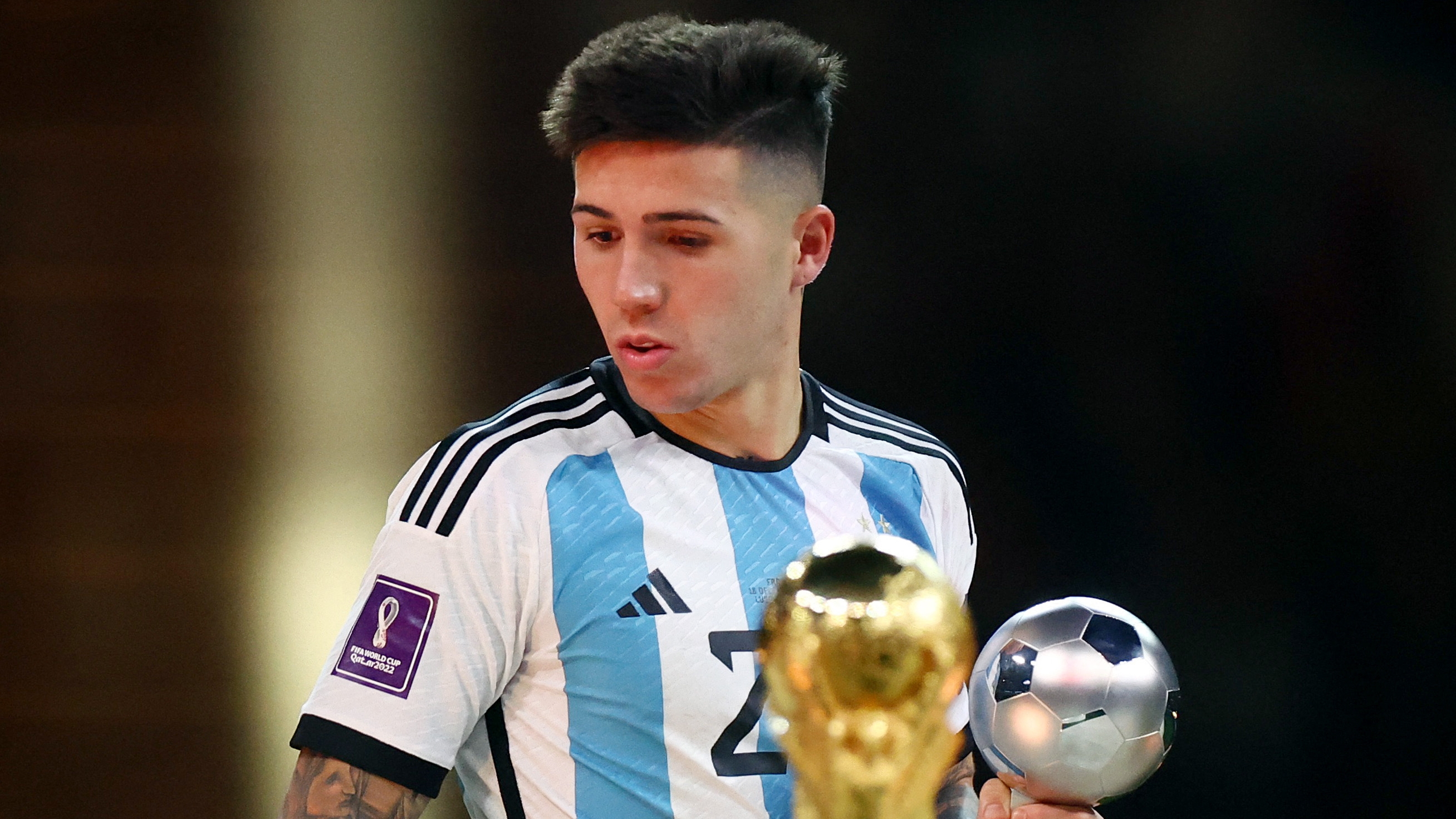 Enzo Fernández viene de ser campeón y el mejor jugador joven de la pasada Copa del Mundo (REUTERS/Hannah Mckay)