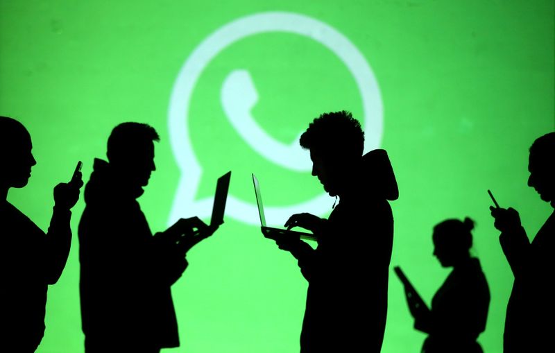 Viernes de WhatsApp es el título del programa de capacitaciones que impartirán. (Foto: Reuters)