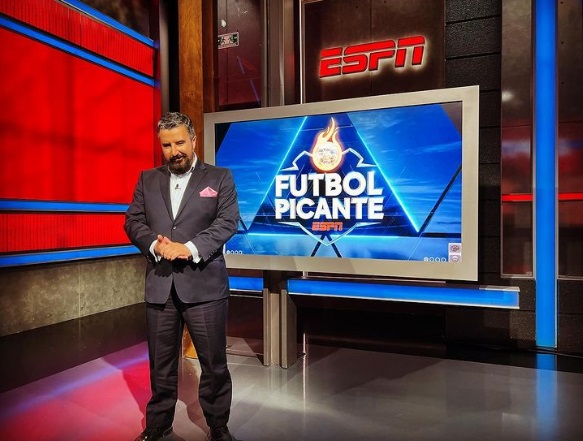     Álvaro Morales es una de las figuras que atiende el perfil del polémico comentarista de ESPN (Foto: Instagram/@alvaritomorales)