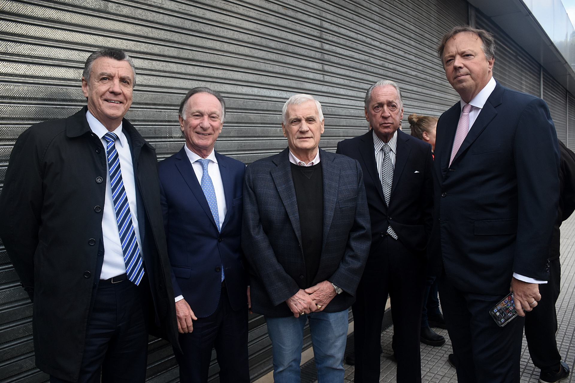 Mario Grinman, presidente de la CAC, Gustavo Weiss, presidente de la Cámara Argentina de la Construcción, Antonio Caló, secretario general de la UOM, Daniel Funes de Rioja, titular de la UIA, y Juan Nápoli, presidente del Banco de Valores 