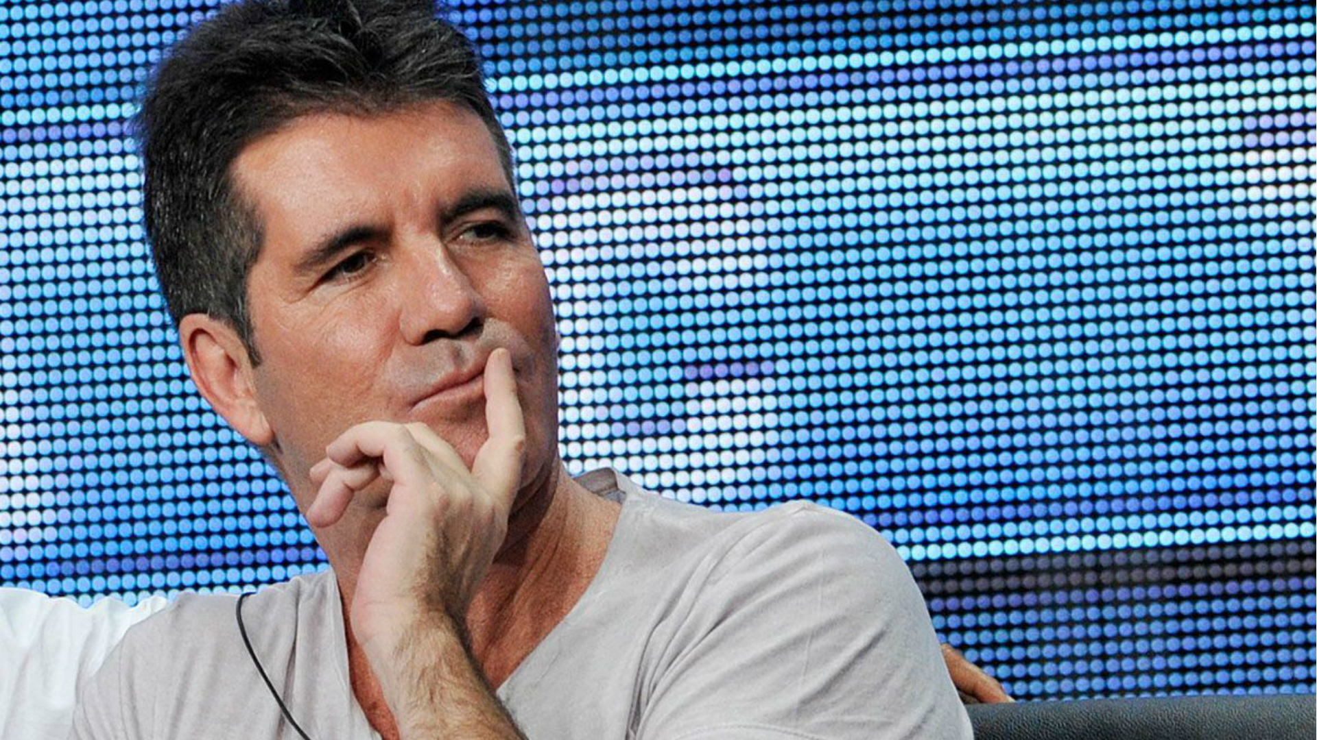 Simon Cowell durante una presentación en American Idol Foto: Getty Images