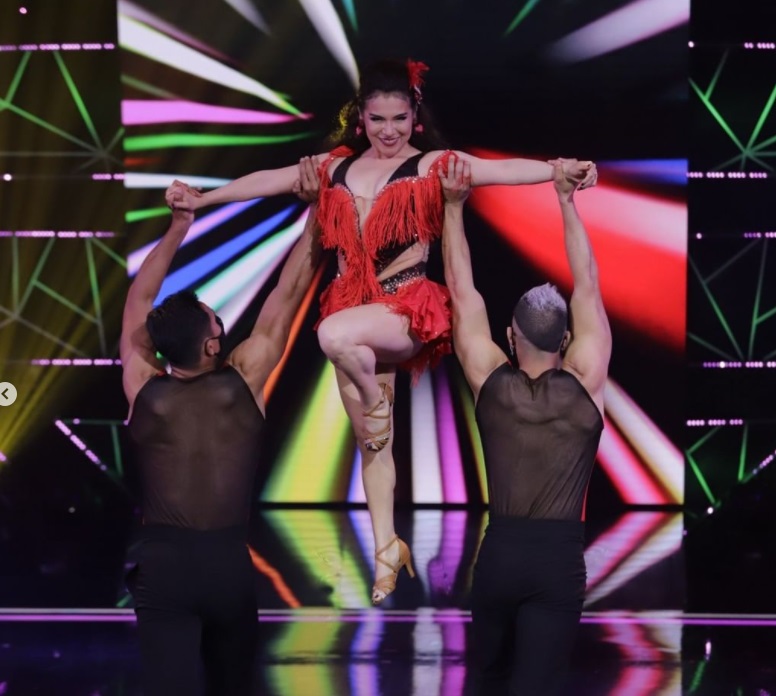 Ruby Palomino deslumbra con su baile. (Foto: América TV)