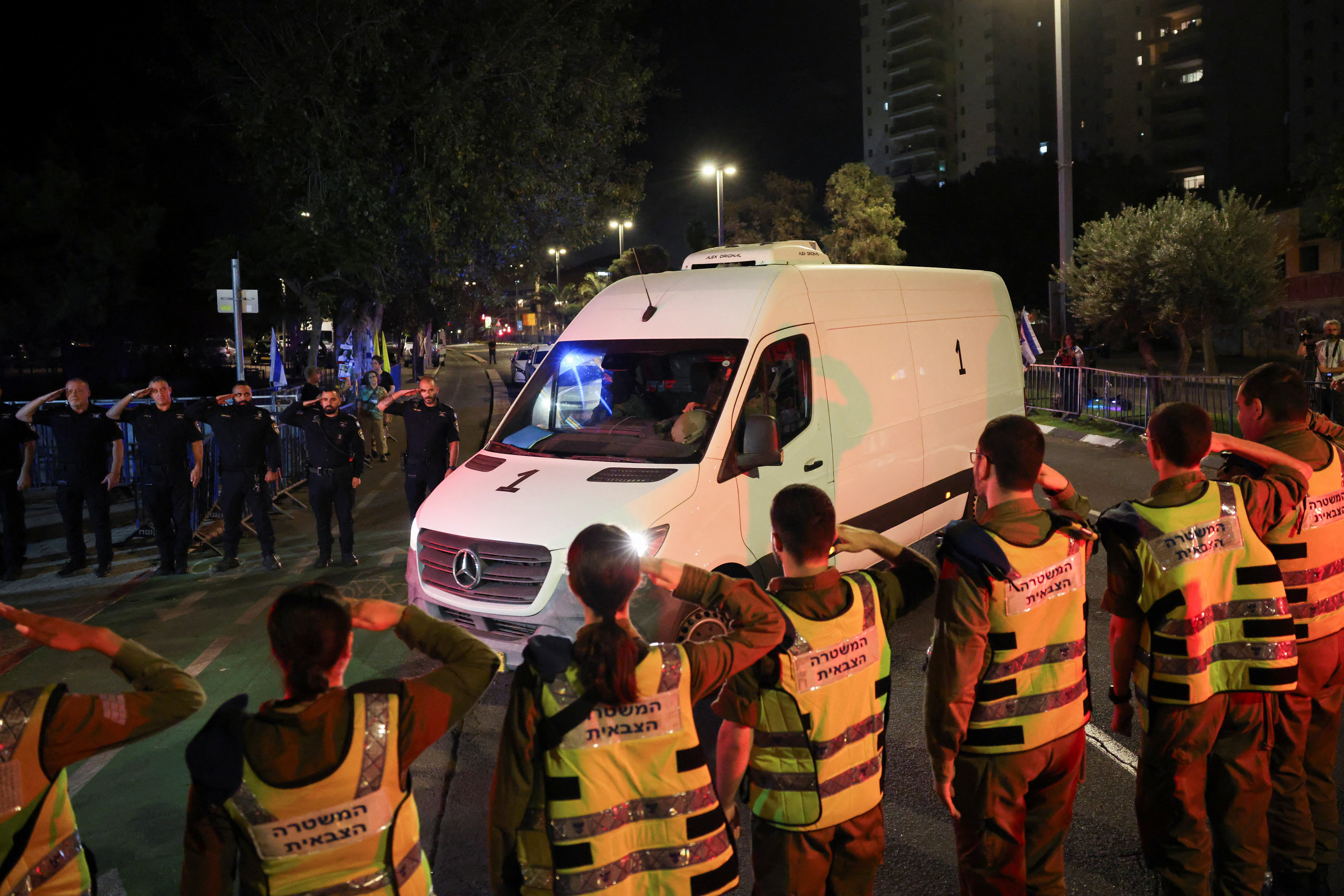 Las Fuerzas de Defensa de Israel identificaron uno de los dos cuerpos de rehenes entregados por Hamas