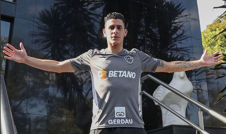 Cristian Pavón firmó con Atlético Mineiro y Boca exige una suma económica 
