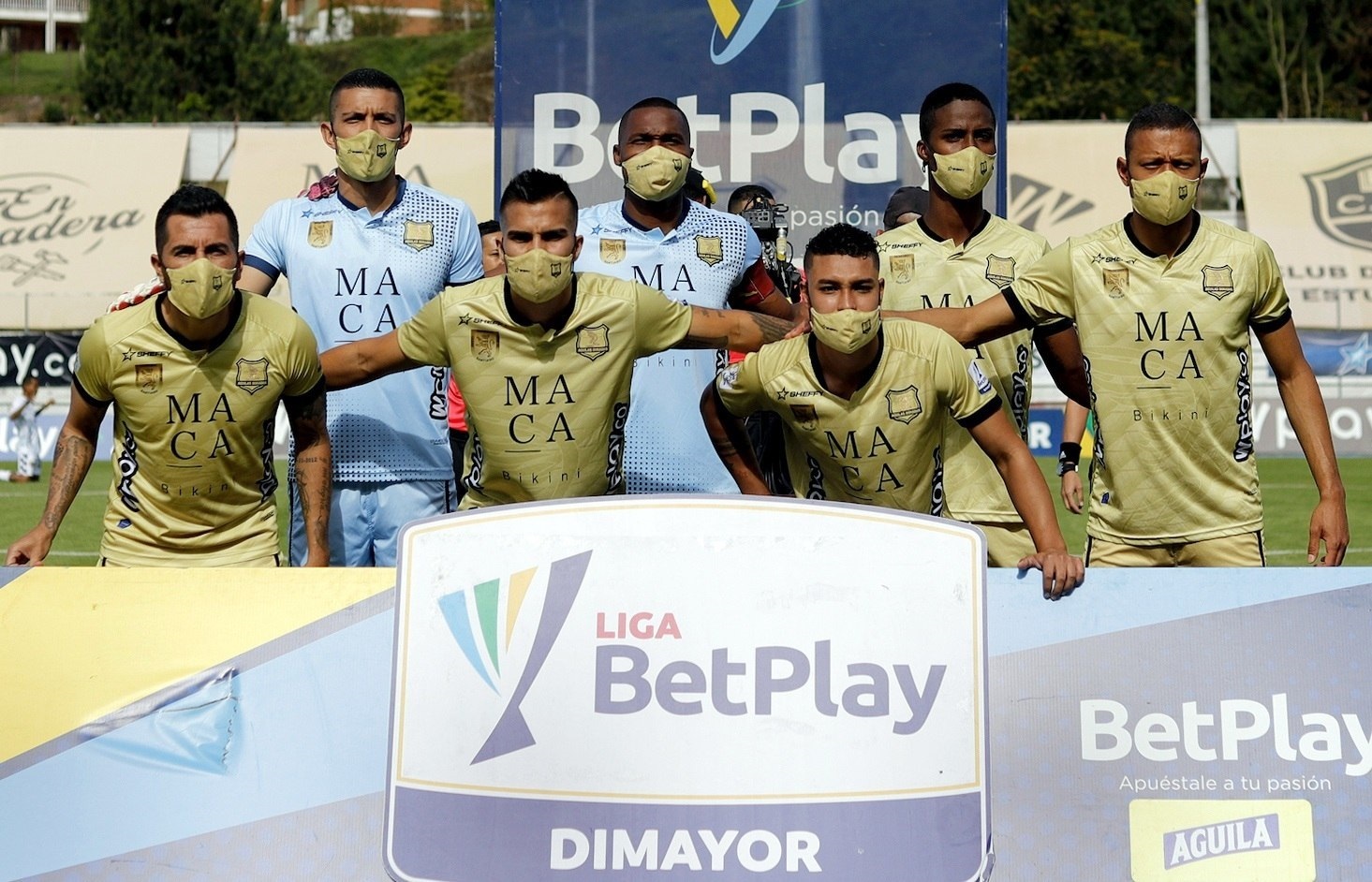 Águilas, el equipo colombiano que aguantó casi todo un juego con 7  jugadores - Infobae