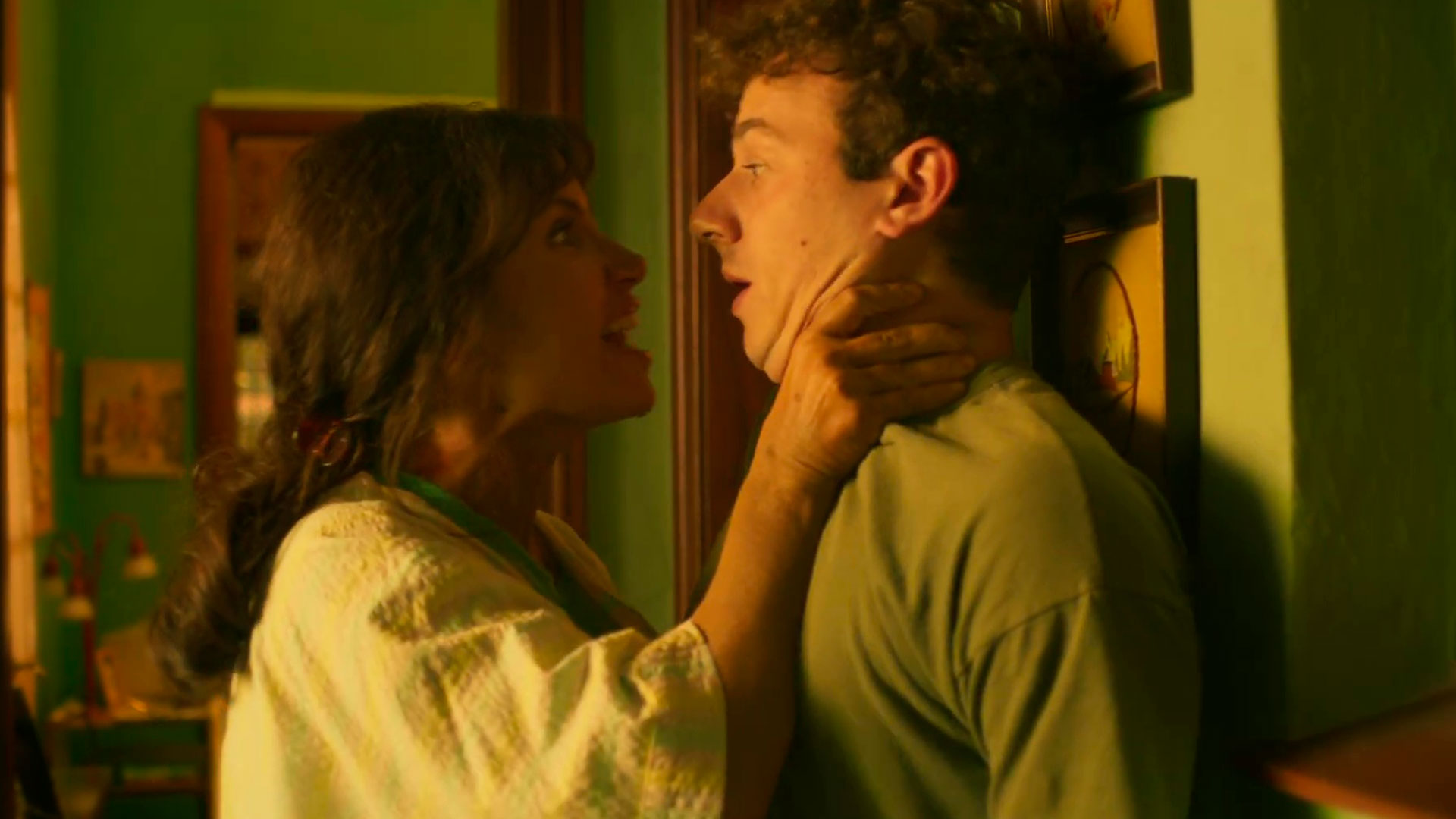 Un fotograma de "Más respeto que soy tu madre" (captura del tráiler de la película)
