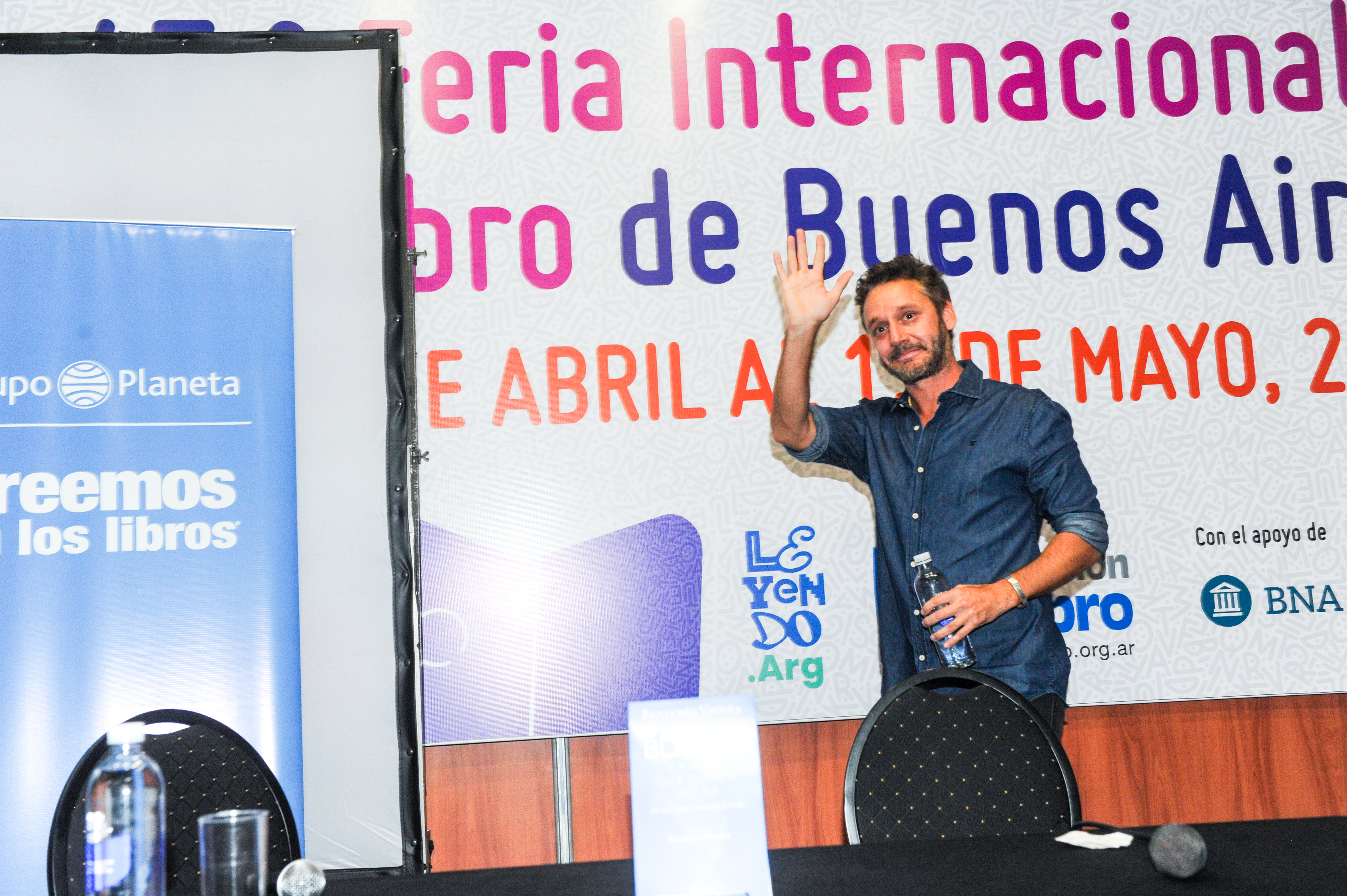 Benjamín Vicuña en la Feria del Libro (RS Fotos) 