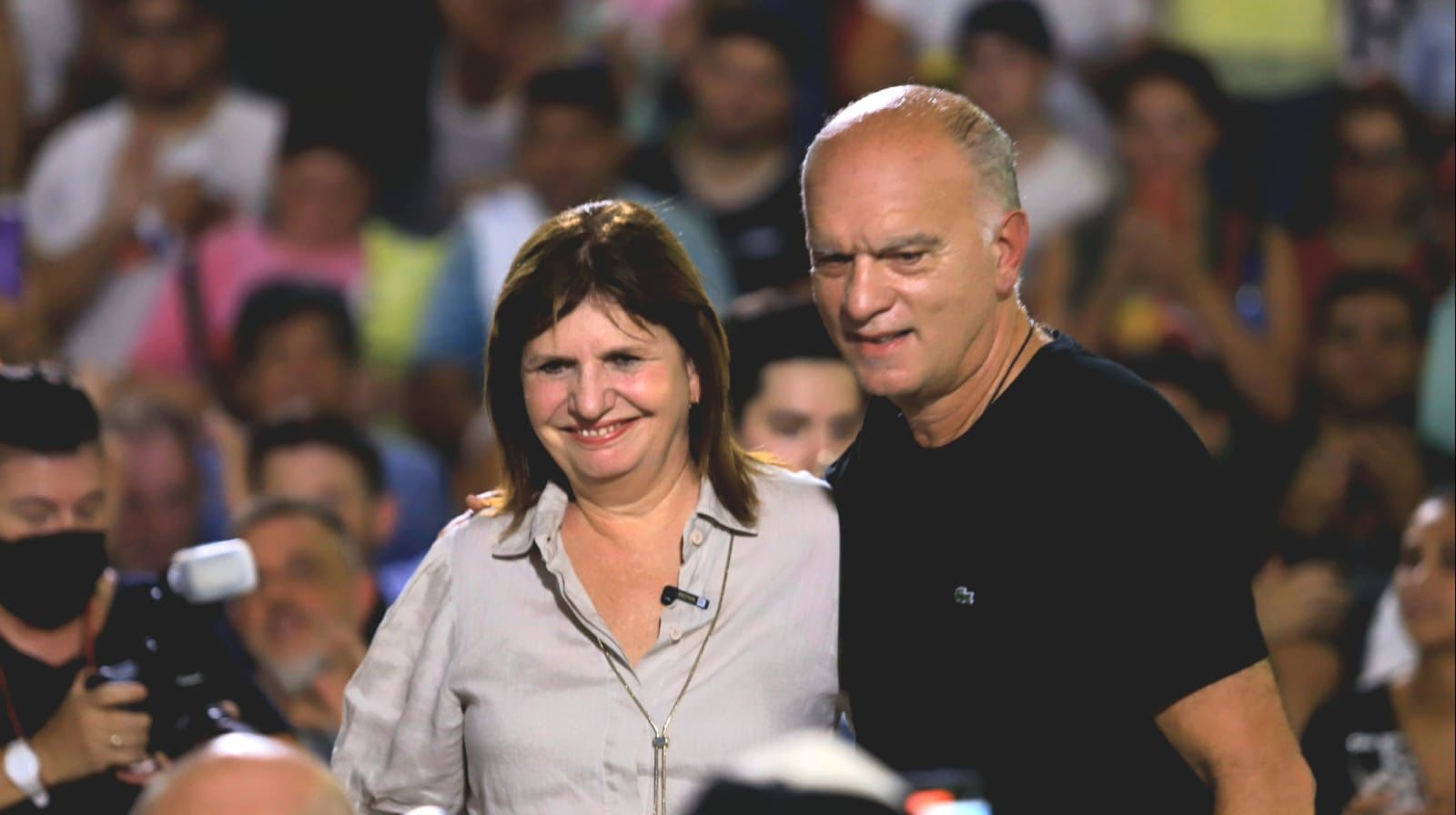 Néstor Grindetti junto a Patricia Bullrich