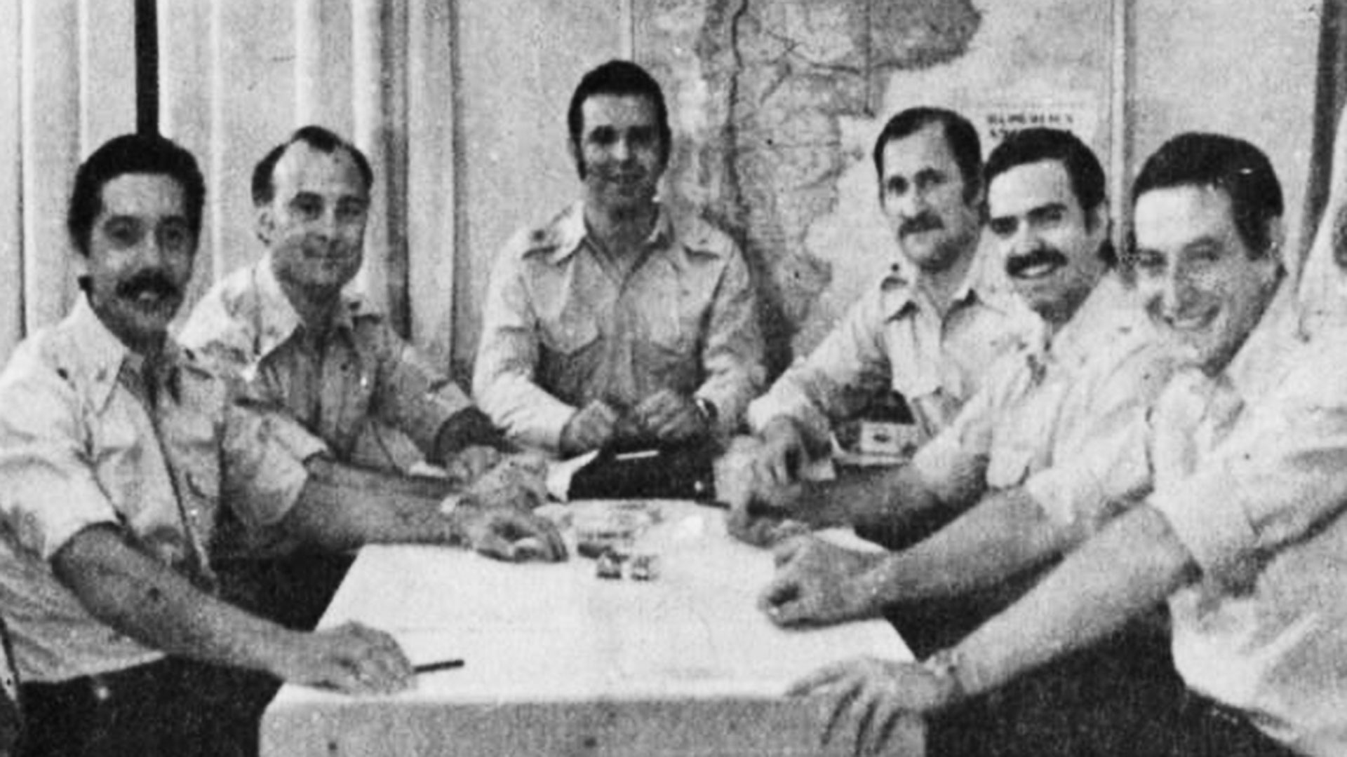 Los jefes de la organización Montoneros. Al centro, Mario Firmenich. Vaca Narvaja, segundo desde la derecha