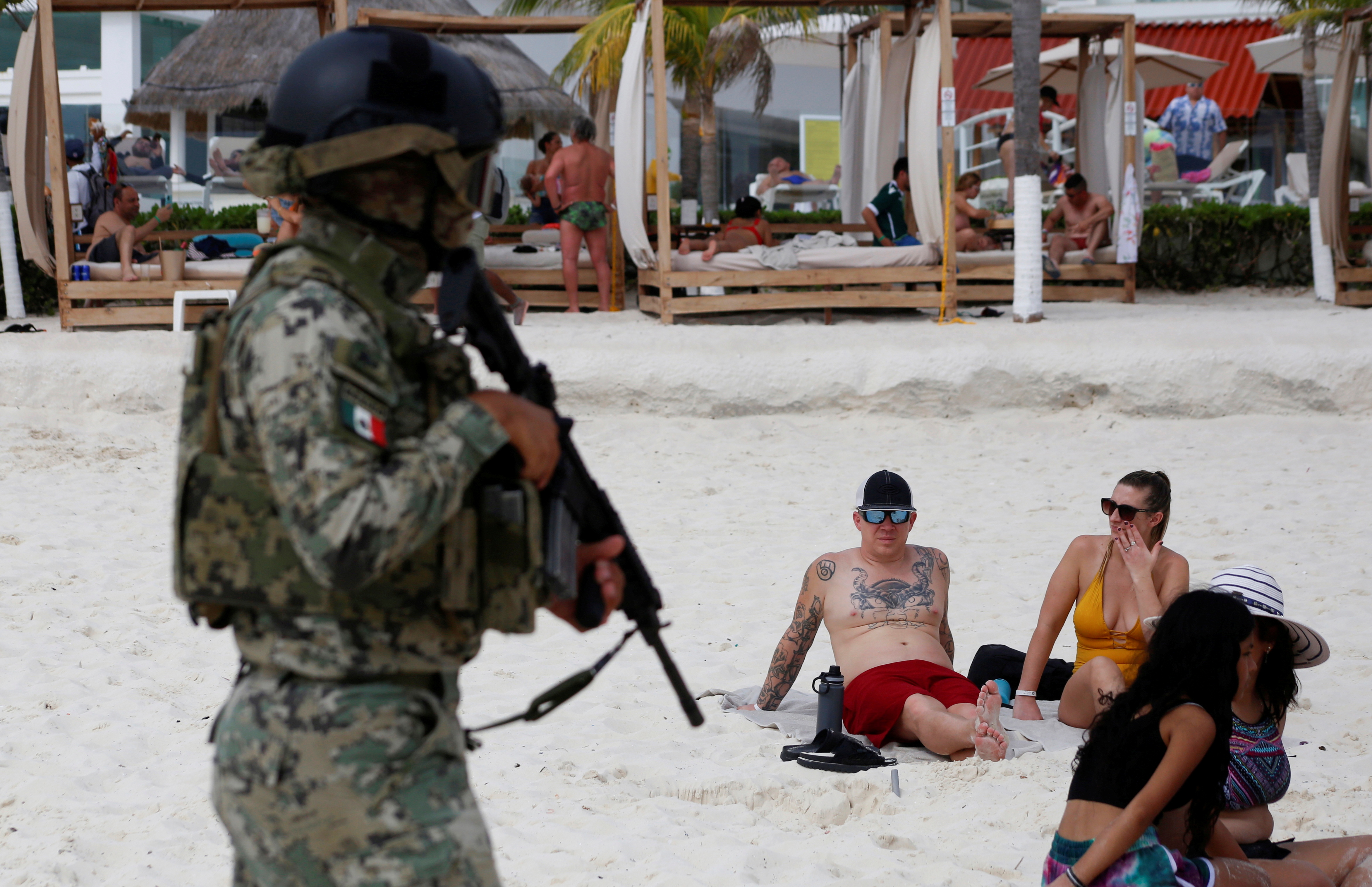 EE.UU advirtió a sus turistas que la ola de violencia también ha azotado a los destinos más paradisiacos de Quintana Roo. (REUTERS/Paola Chiomante)