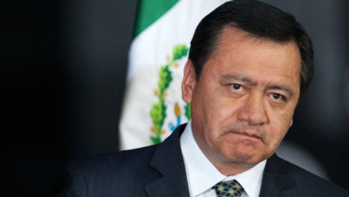 Osorio Chong buscará ir a tribunales para que Alito Moreno deje la presidencia del PRI