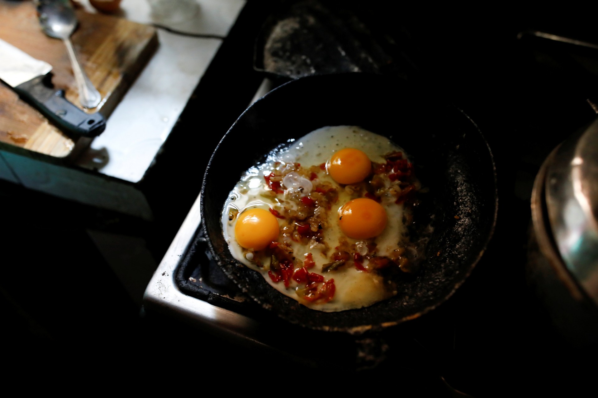 El consumo de huevo aporta proteínas de alto valor biológico en la dieta (REUTERS)