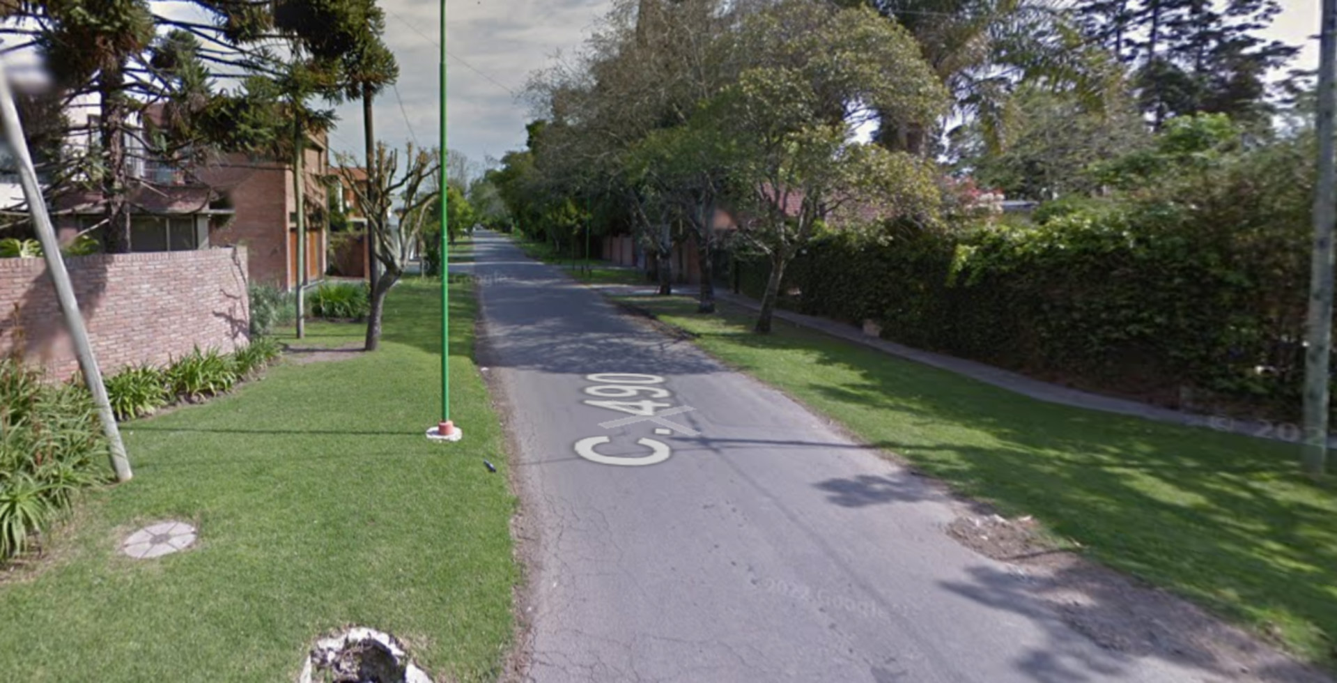 Espeluznante accidente en una carrera en La Plata: “Salí a dar una vuelta y di como cuatro, el auto no sirve más”