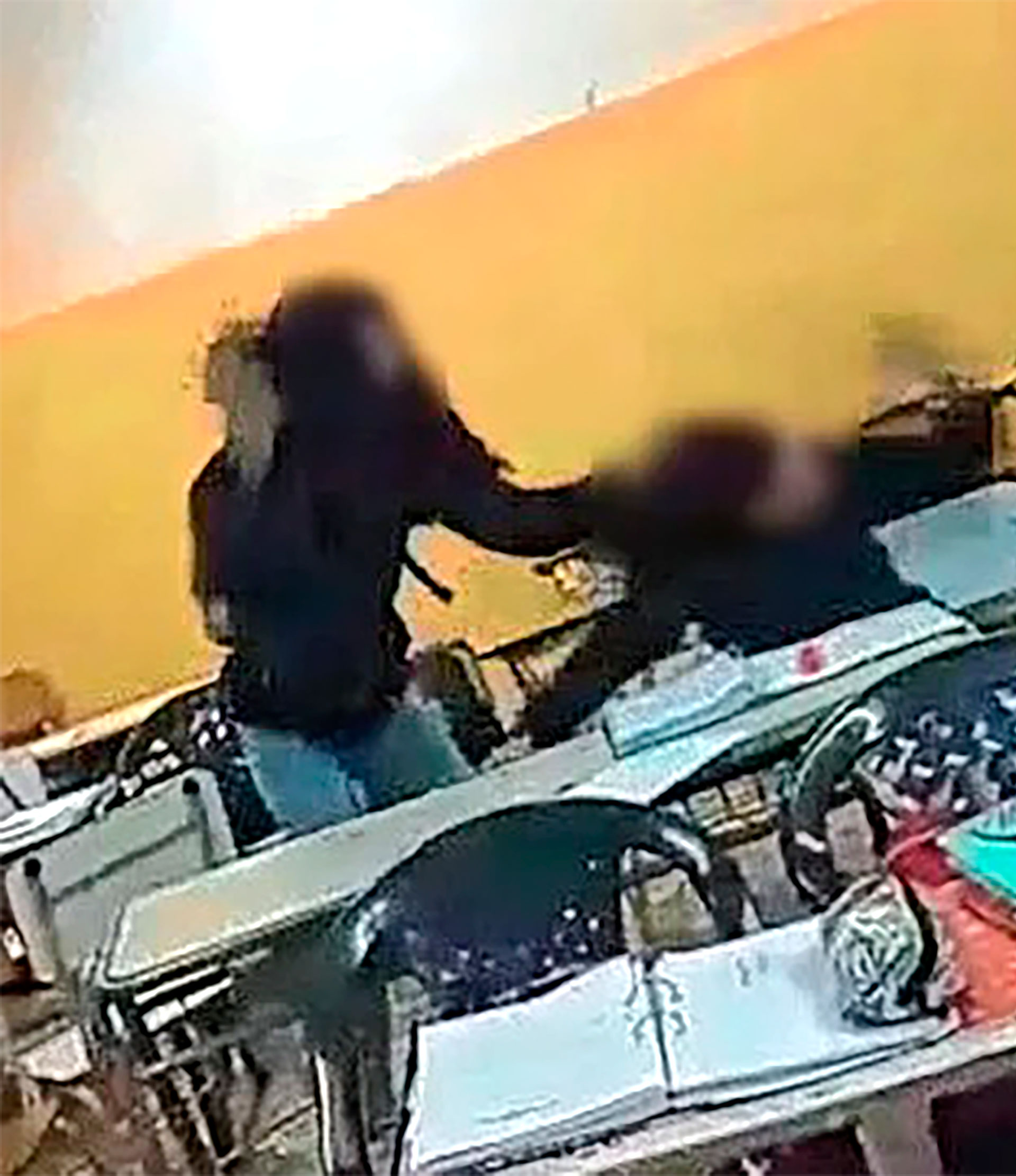 La agresoras admitieron que golpearon a la alumna "por cheta, linda y tener el pelo limpio"