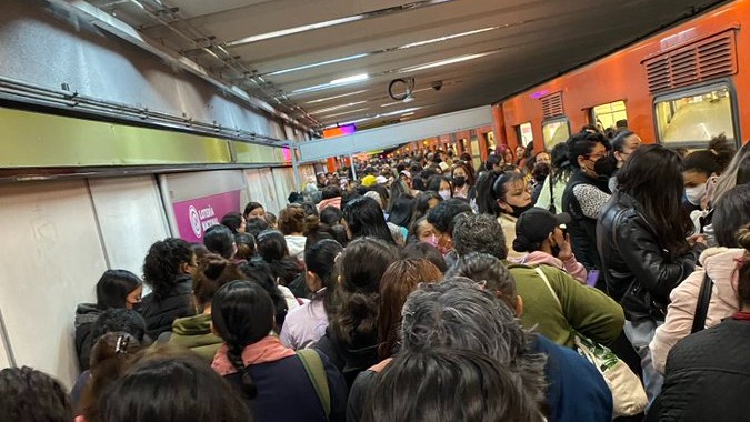 Línea 3 del Metro fue restablecida tras 40 minutos de atrasos, suspendieron servicio de Indios Verdes a La Raza