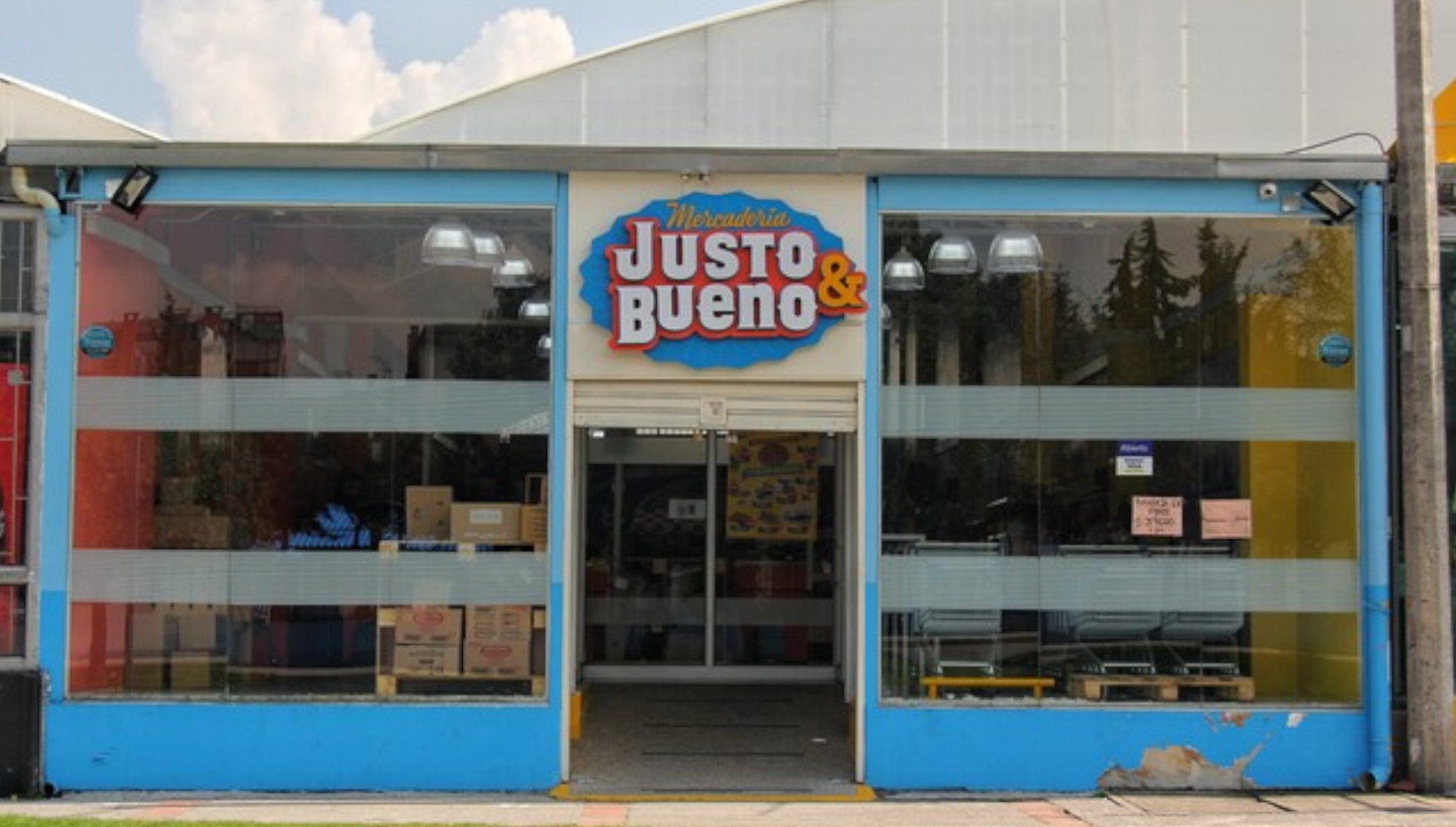 Justo & Bueno cerró sus tiendas porque no entraron los recursos para su salvamento económico   